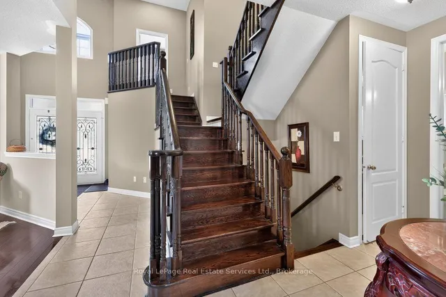 2070 Willhaven Tr, Oakville 5
