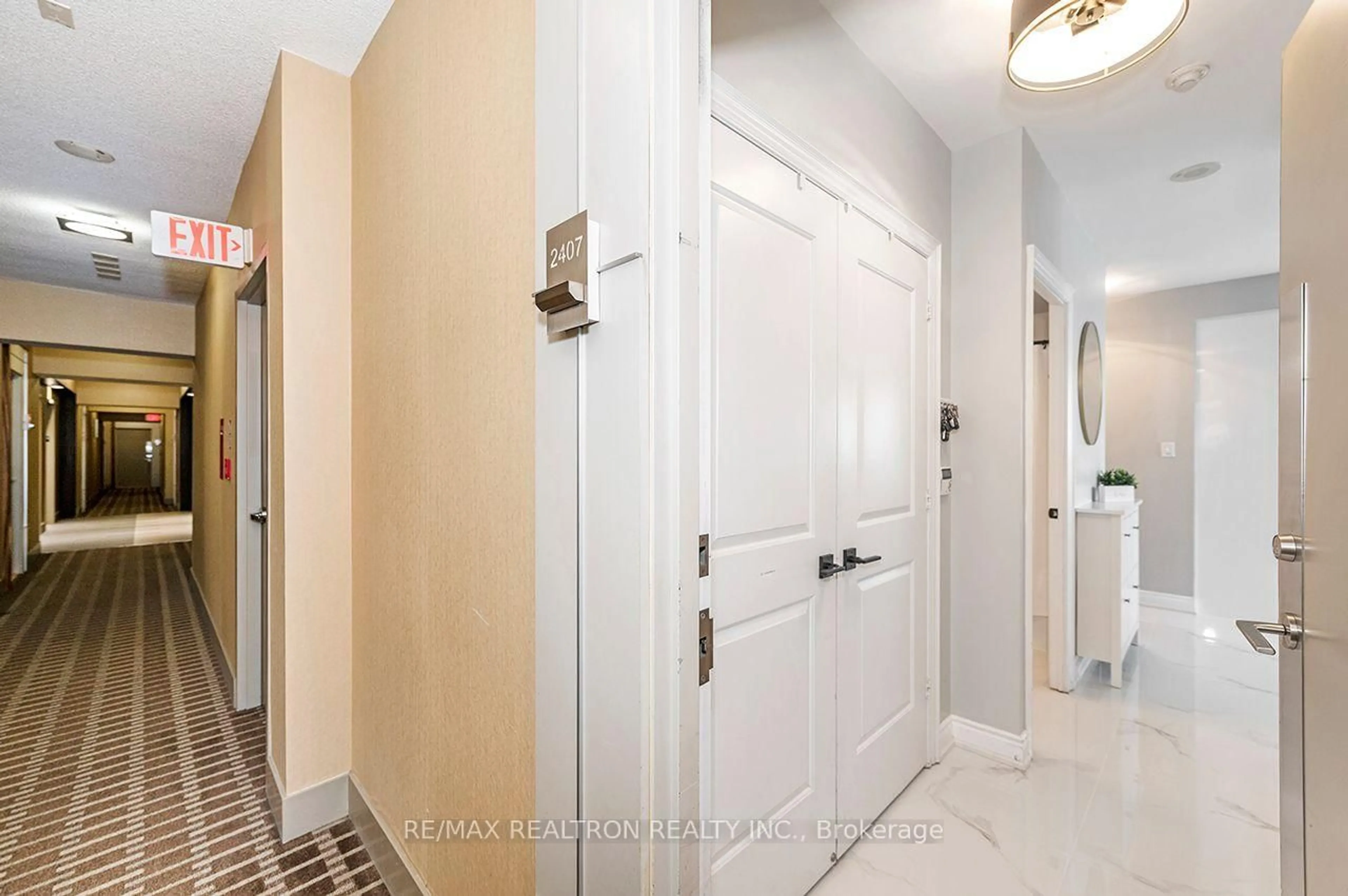 Indoor entryway for 16 Brookers Lane #2407, Toronto Ontario M8V 0A5