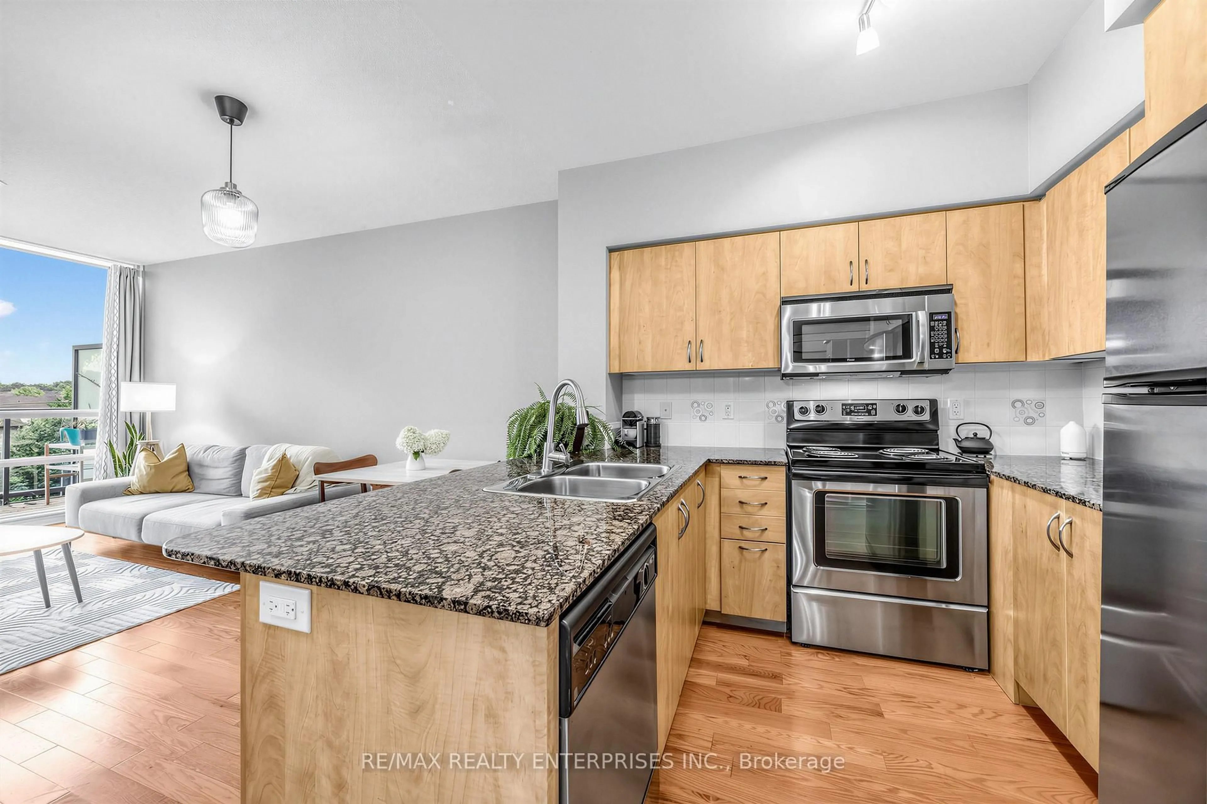 Standard kitchen, unknown for 15 Legion Rd #304, Toronto Ontario M8V 0A9
