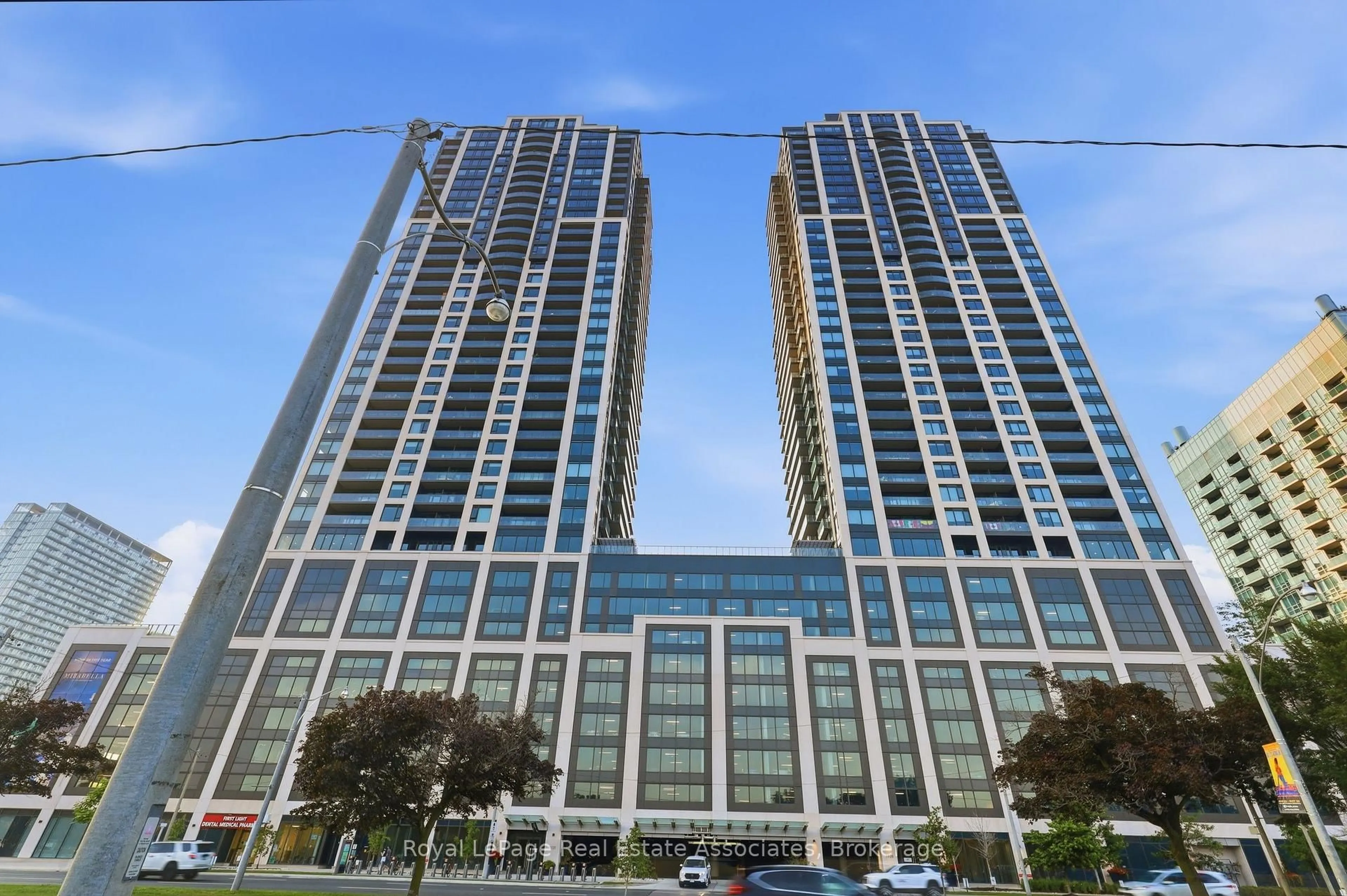 Unknown for 1926 Lake Shore Blvd #3310, Toronto Ontario M6S 1A1
