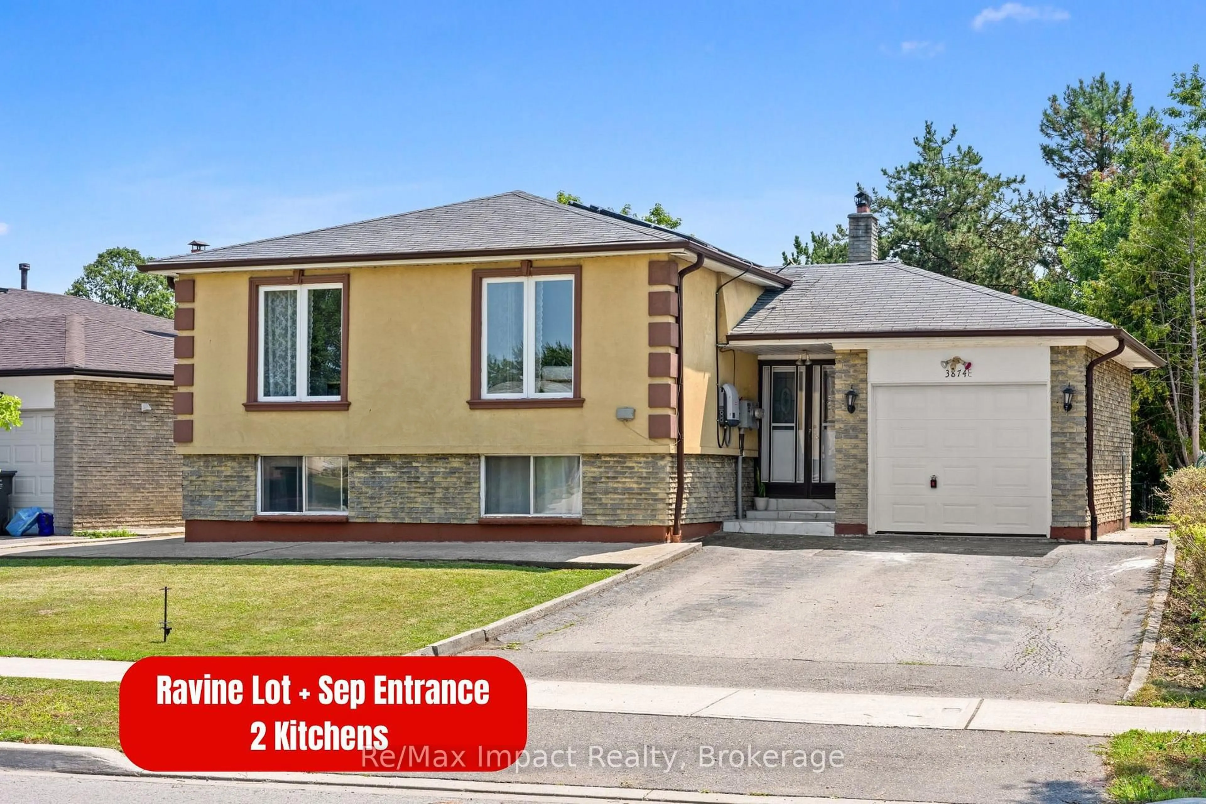 Home with brick exterior material, street for 3874 Brandon Gate Dr, Mississauga Ontario L4T 3N6
