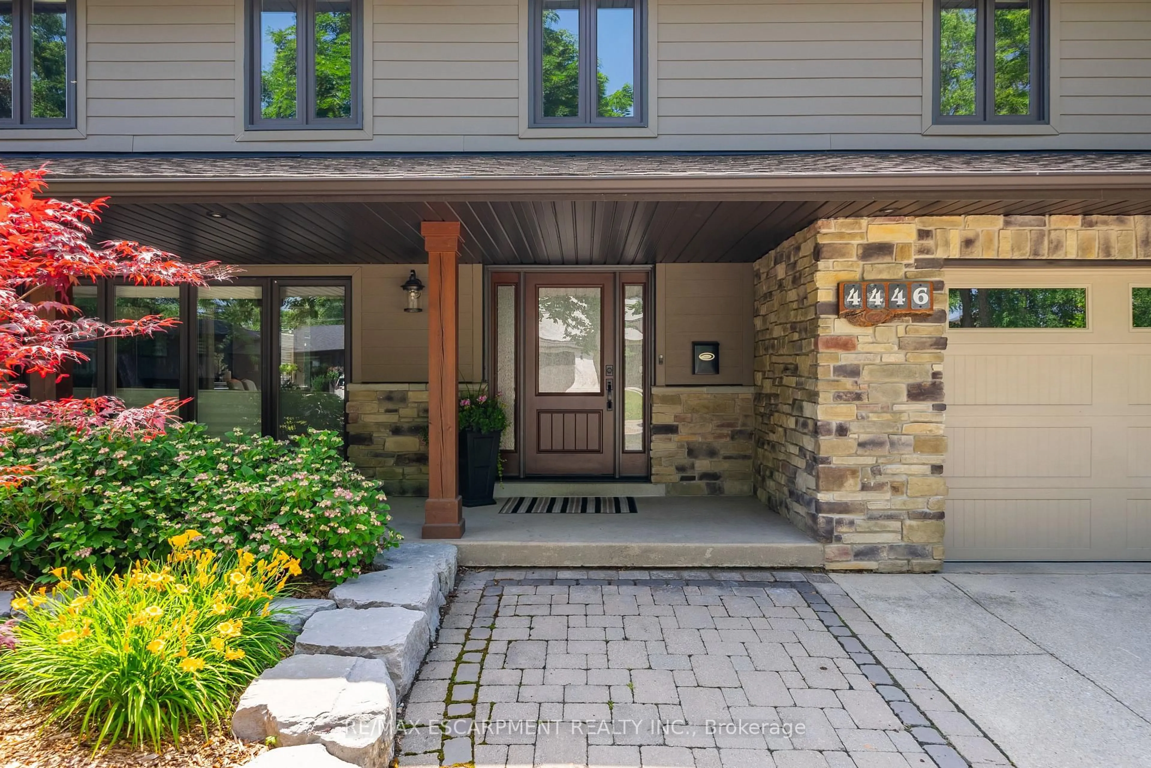 Unknown for 4446 Rogers Rd, Burlington Ontario L7L 1S3