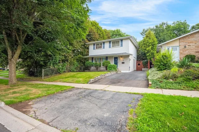 77 McCraney St, Oakville 2