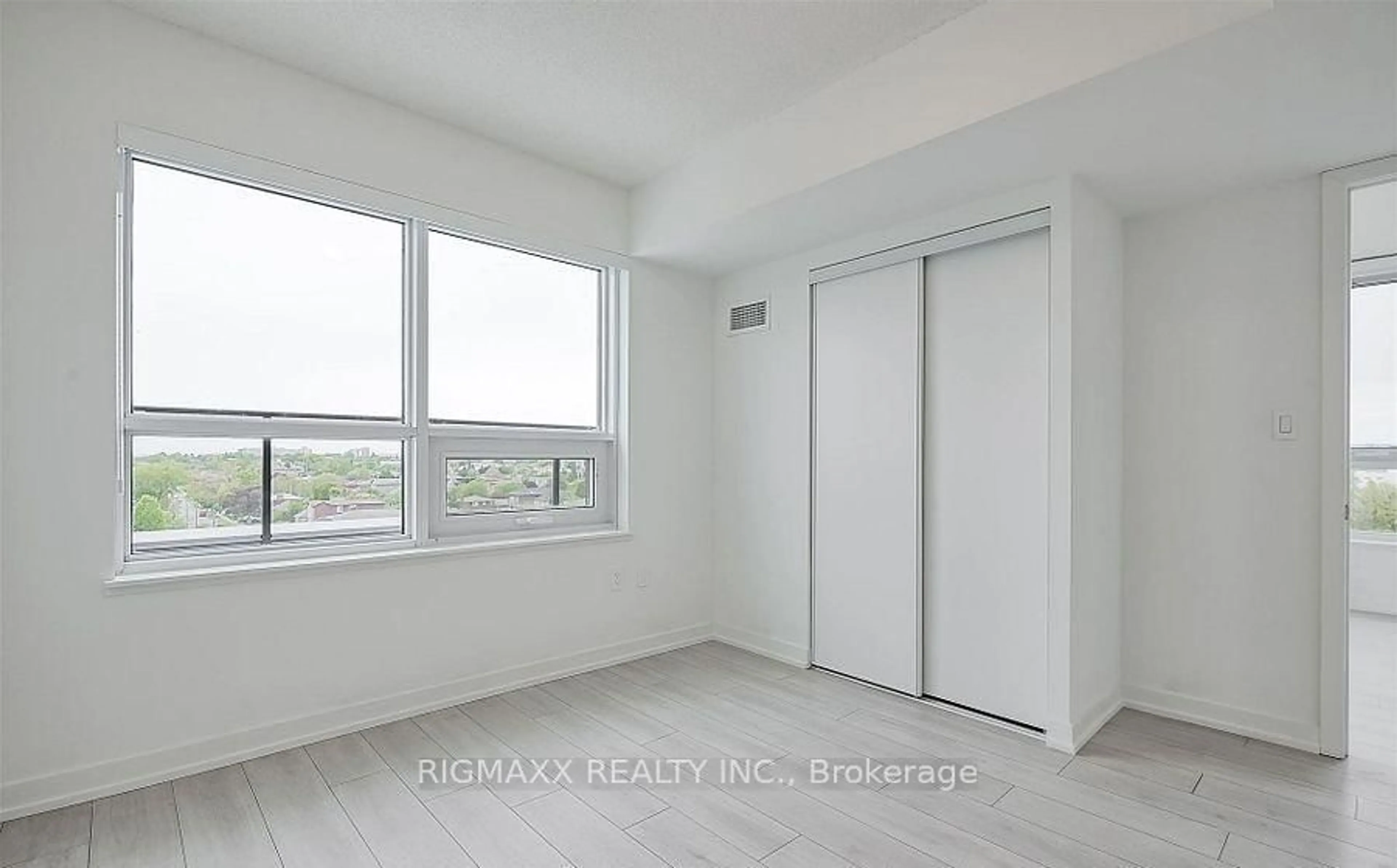 A pic of a room for 556 Marlee Ave #521, Toronto Ontario M6B 0B1