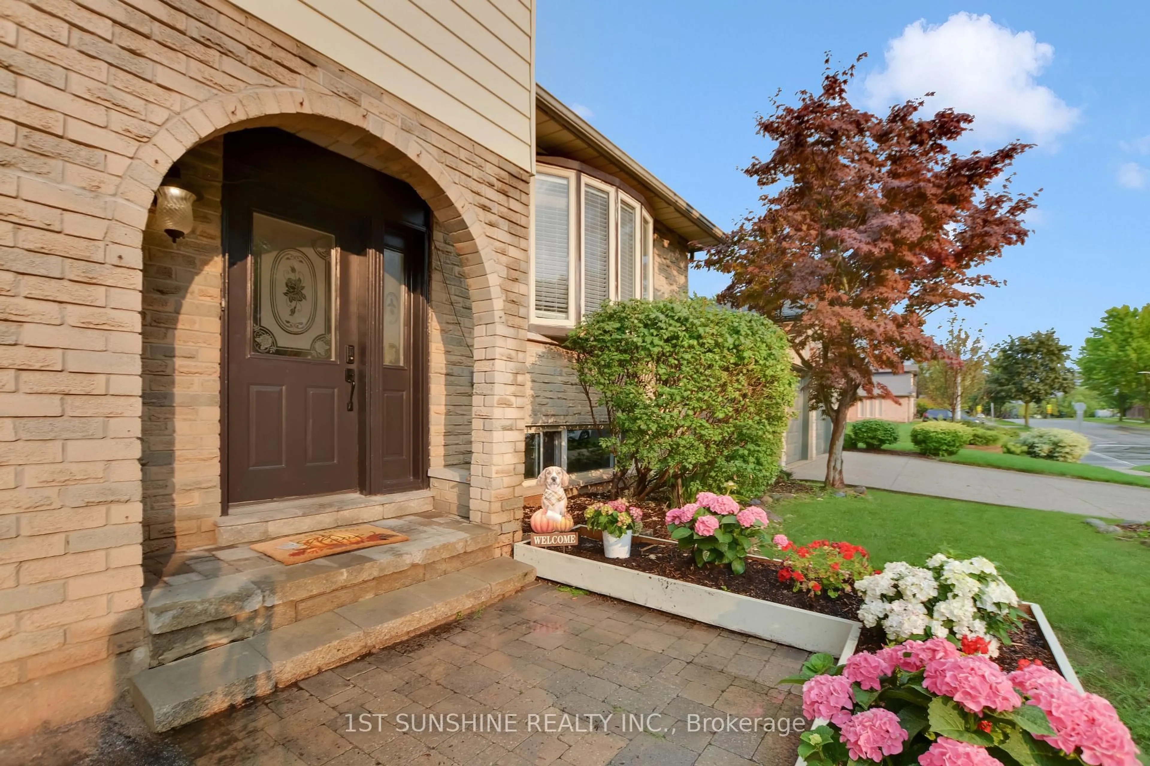 Home with brick exterior material, street for 2361 Duncaster Dr, Burlington Ontario L7P 3V9