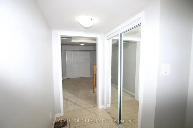 32 Mercedes Rd, Brampton 2