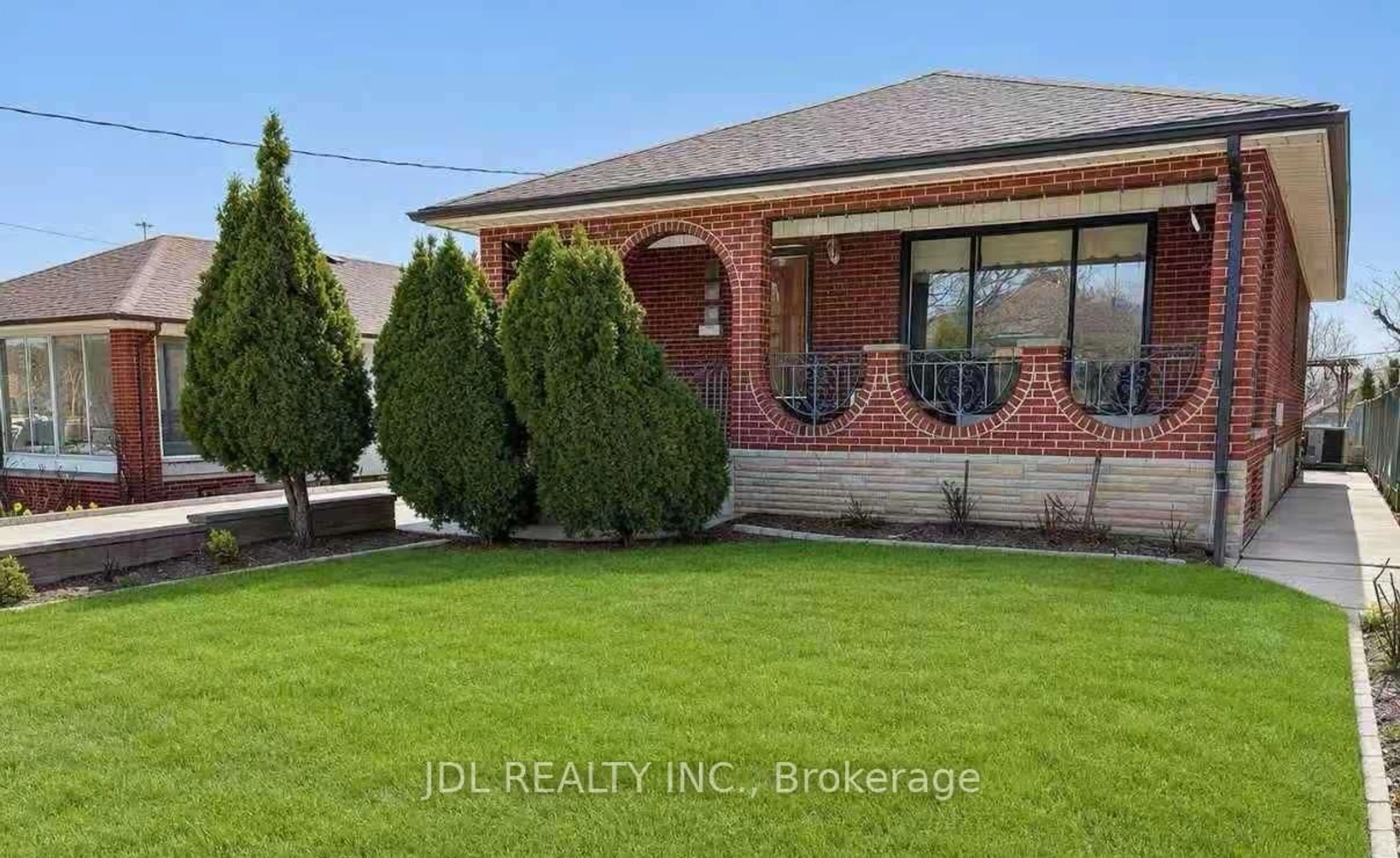 Home with brick exterior material, street for 40 Montana Ave, Toronto Ontario M3M 1B6
