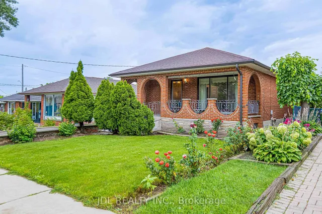 40 Montana Ave, Toronto 2