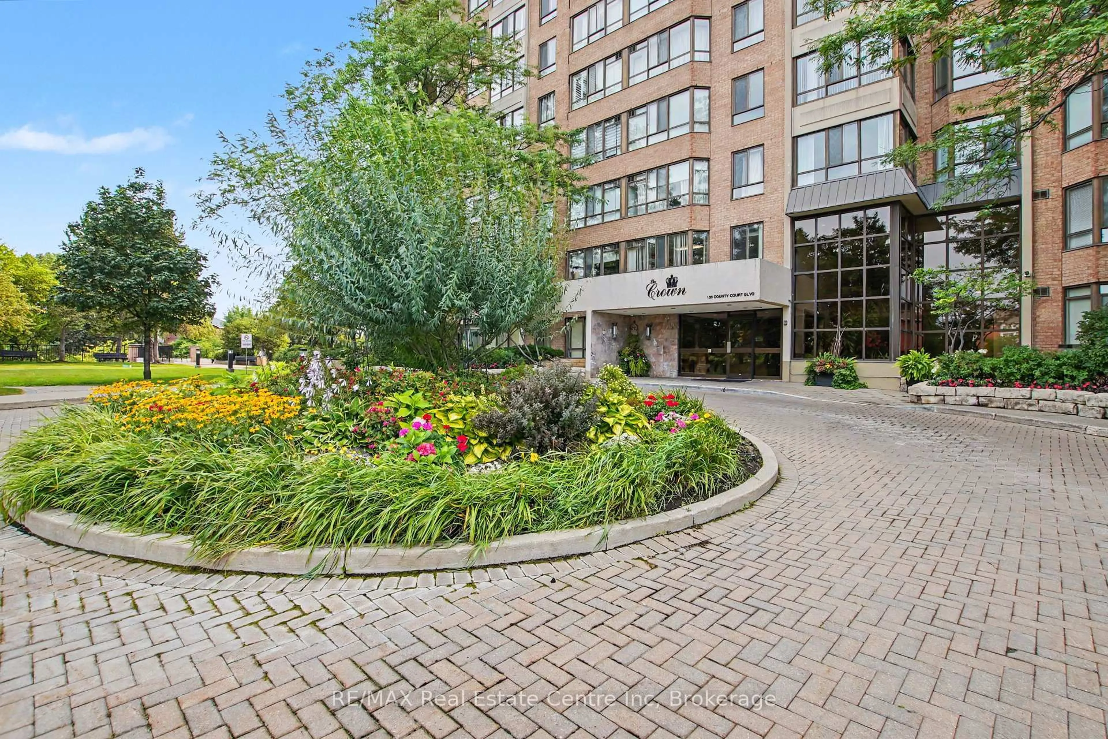 Unknown for 100 County Court Blvd #1604, Brampton Ontario L6W 3X1
