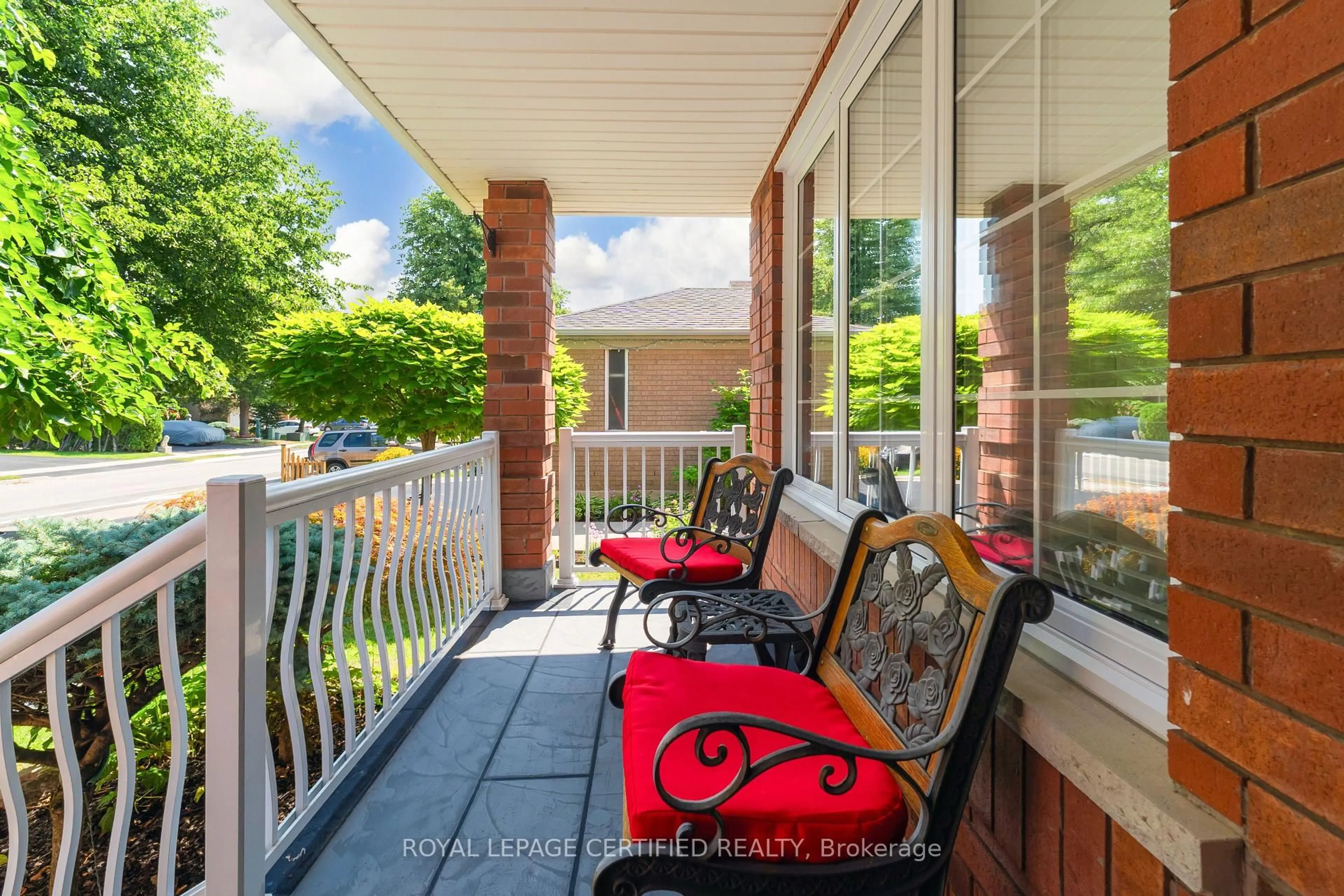 Patio, street for 84 Softneedle Ave, Brampton Ontario L6R 1L2