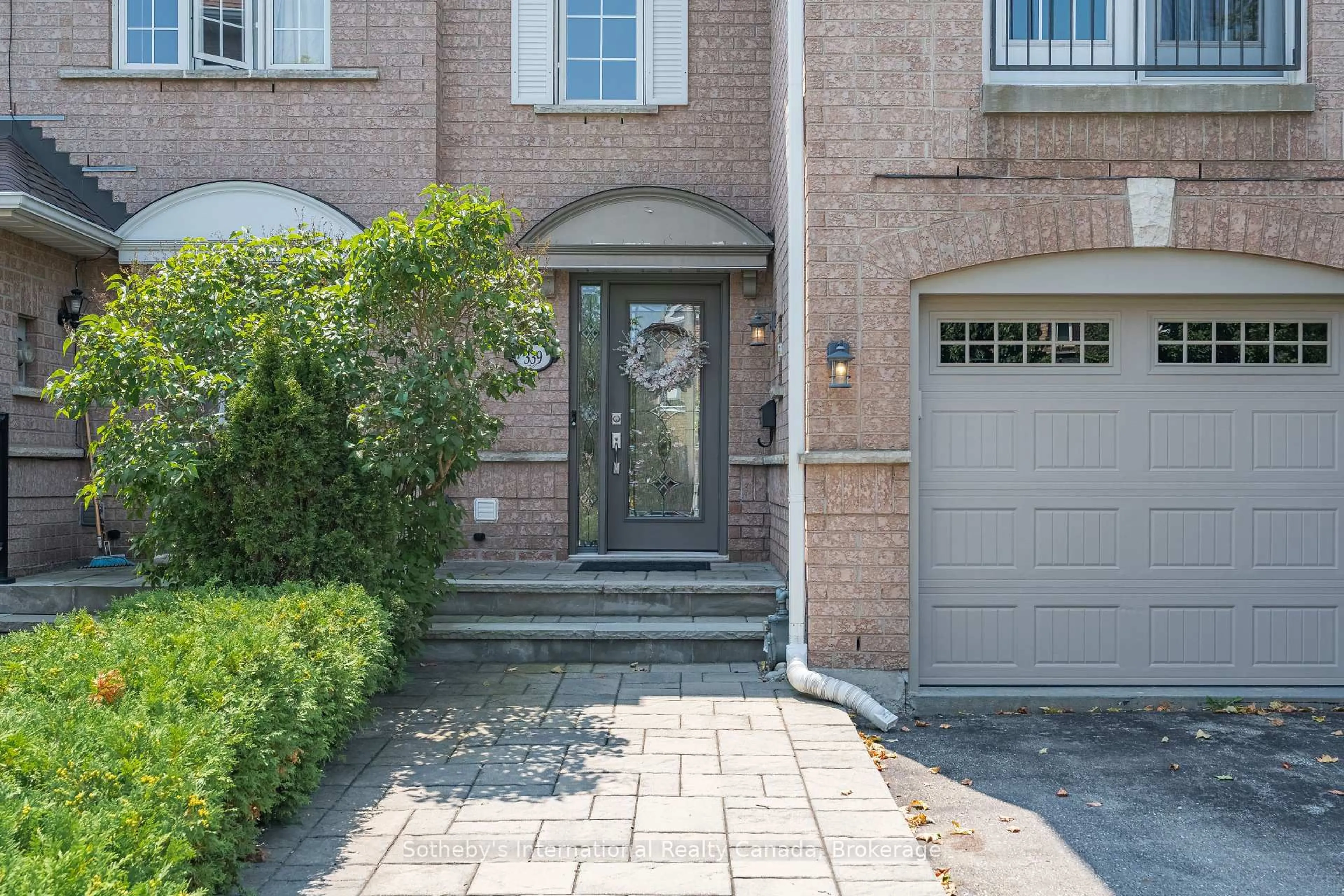 Home with brick exterior material, street for 339 Ravineview Way, Oakville Ontario L6H 6S6