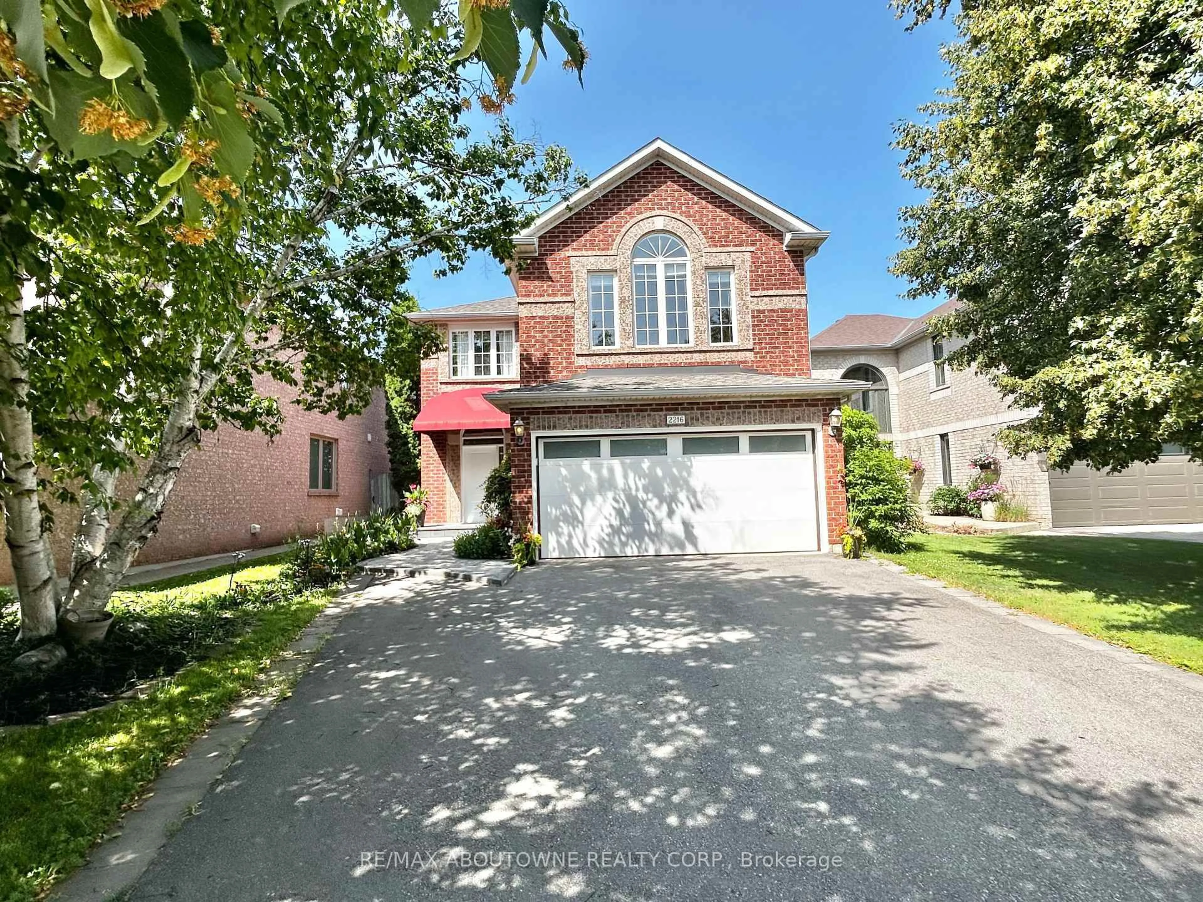 Unknown for 2216 NORFOLK Dr, Oakville Ontario L6H 6H4