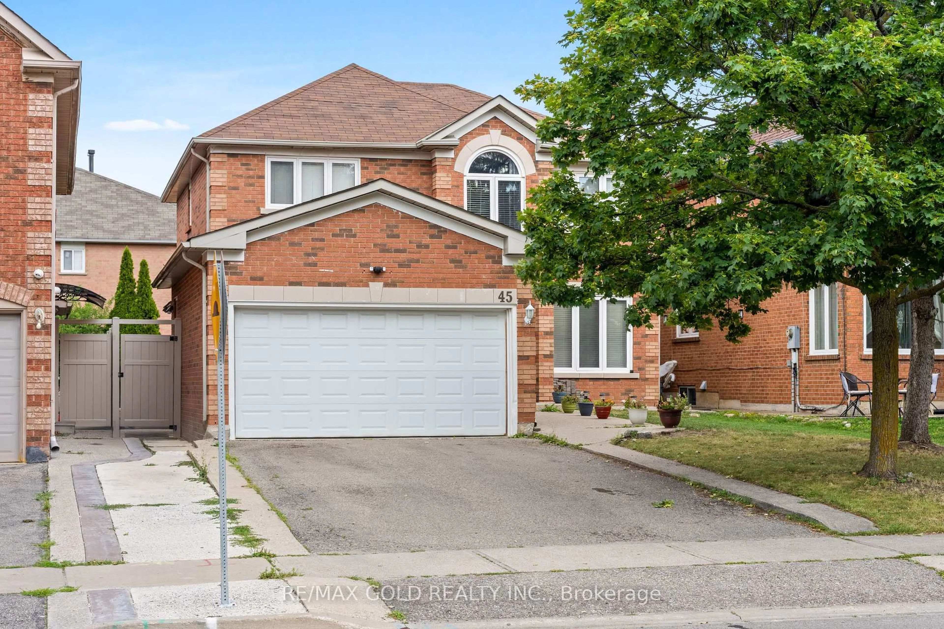 Home with brick exterior material, street for 45 Eagleridge Dr, Brampton Ontario L6R 1G1