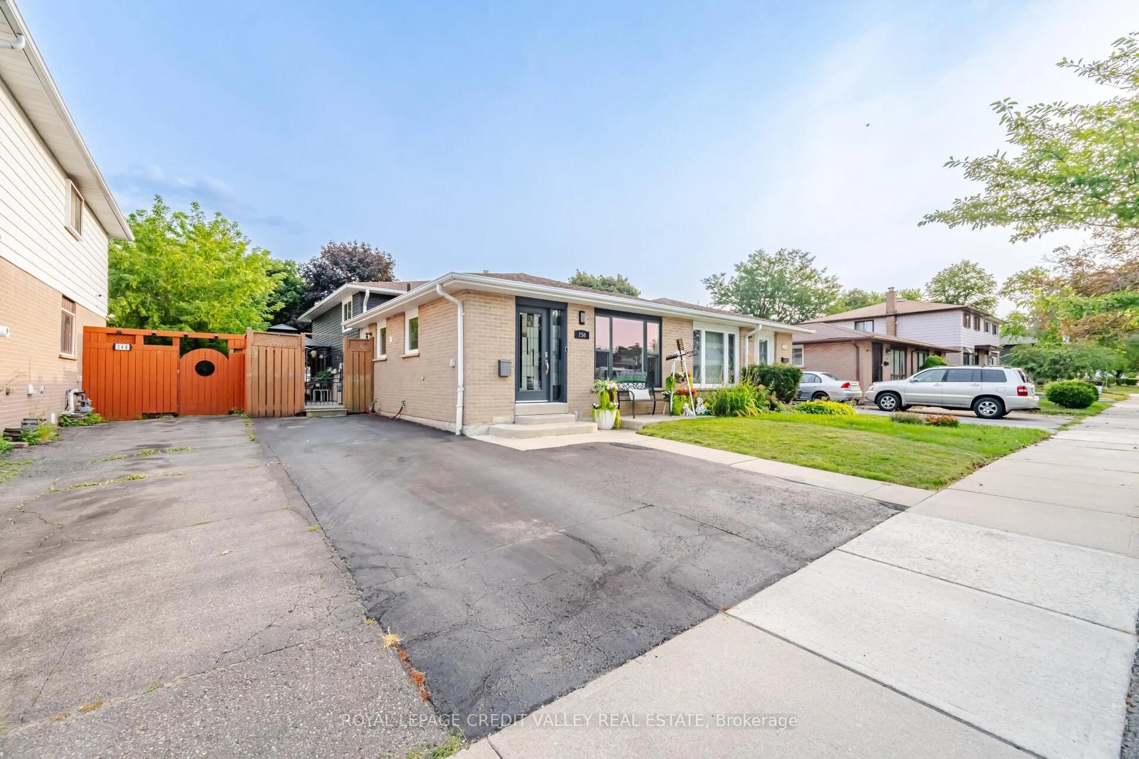 A pic from outside/outdoor area/front of a property/back of a property/a pic from drone, street for 250 Archdekin Dr, Brampton Ontario L6V 1Z2