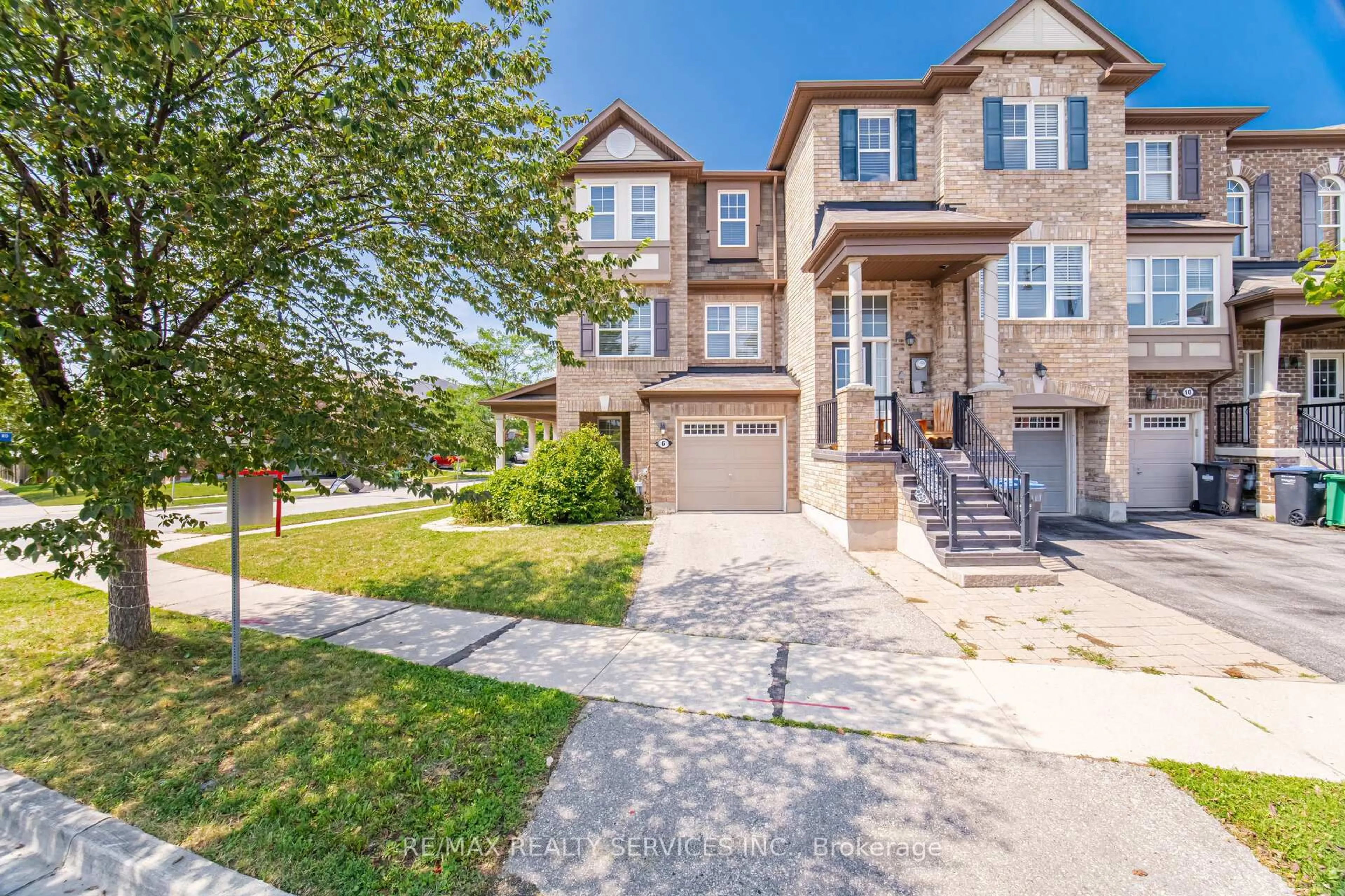 Home with brick exterior material, street for 6 Viewforth Rd, Brampton Ontario L7A 0R2