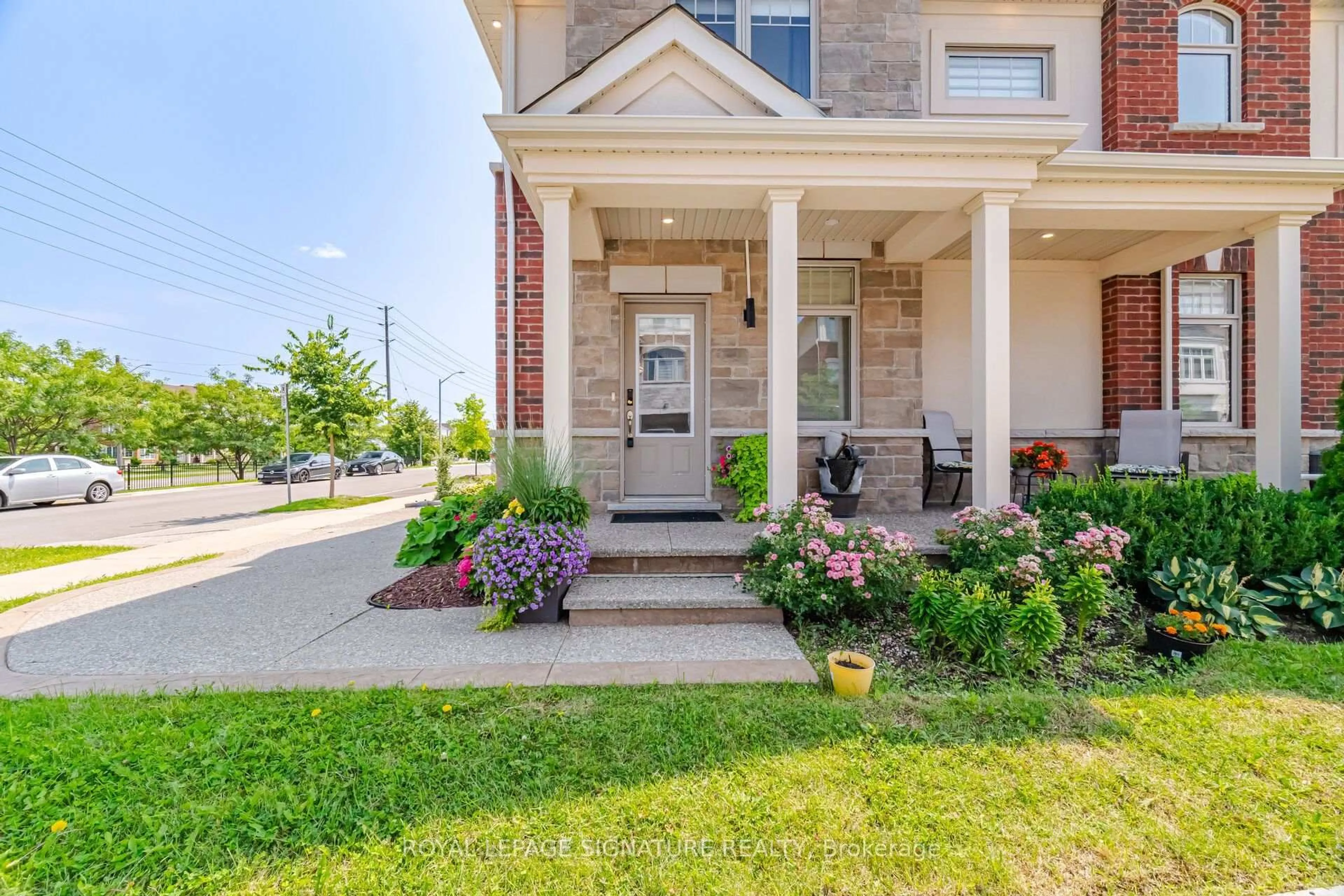 Home with brick exterior material, street for 3839 Tufgar Cres, Burlington Ontario L7M 1P8