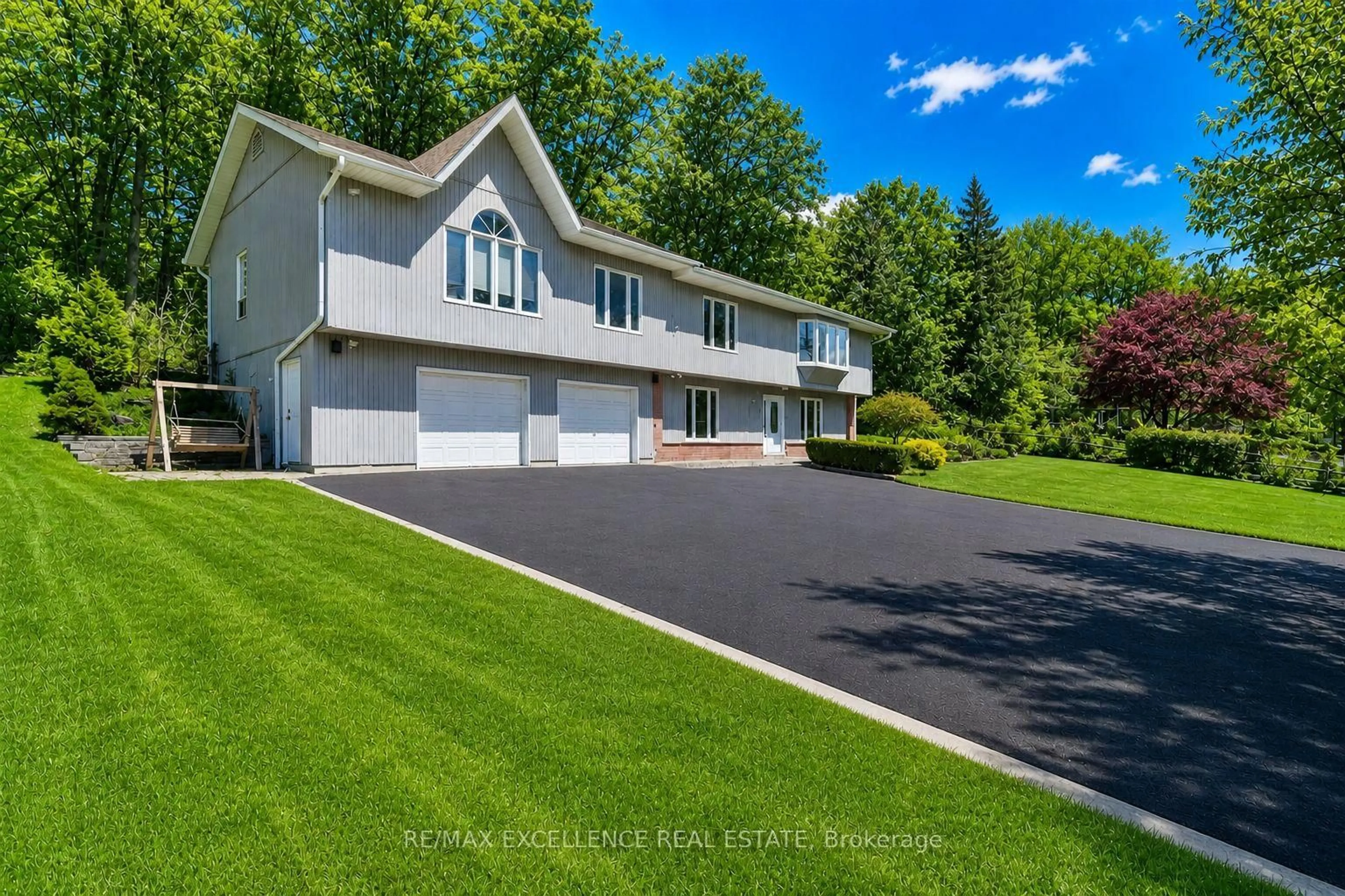 Home with vinyl exterior material, unknown for 8951 Mississauga Rd, Brampton Ontario L6Y 0C2