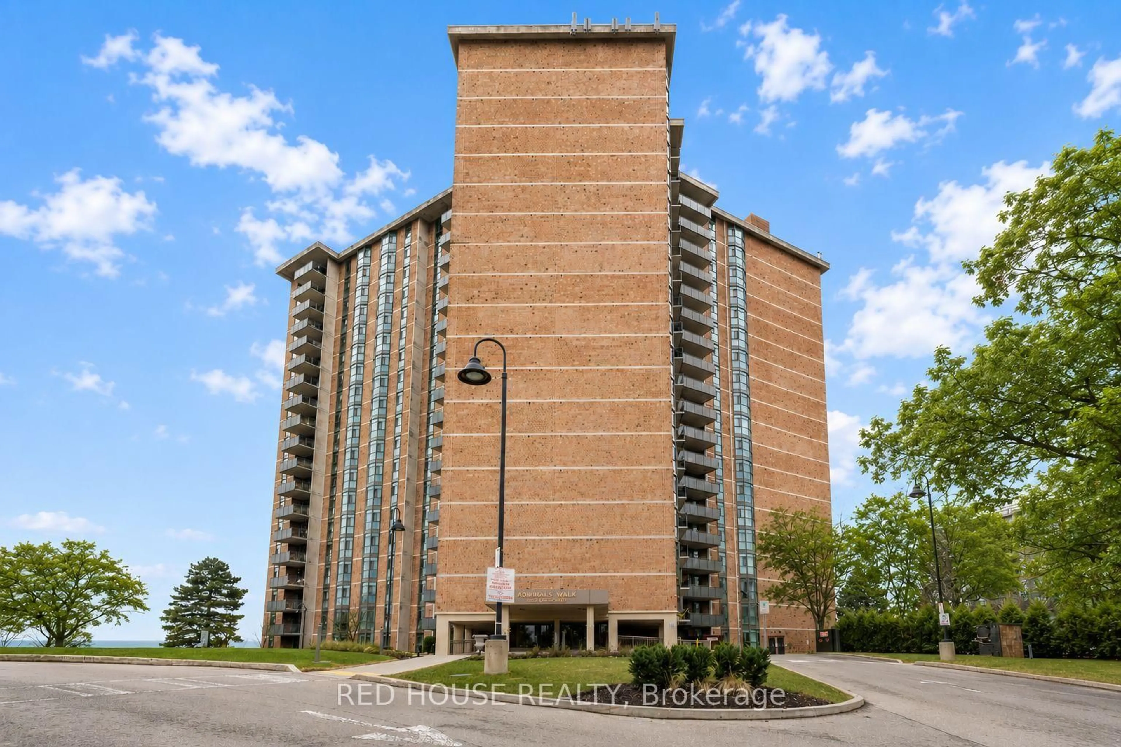 Unknown for 5250 Lakeshore Rd #809, Burlington Ontario L7L 5L2