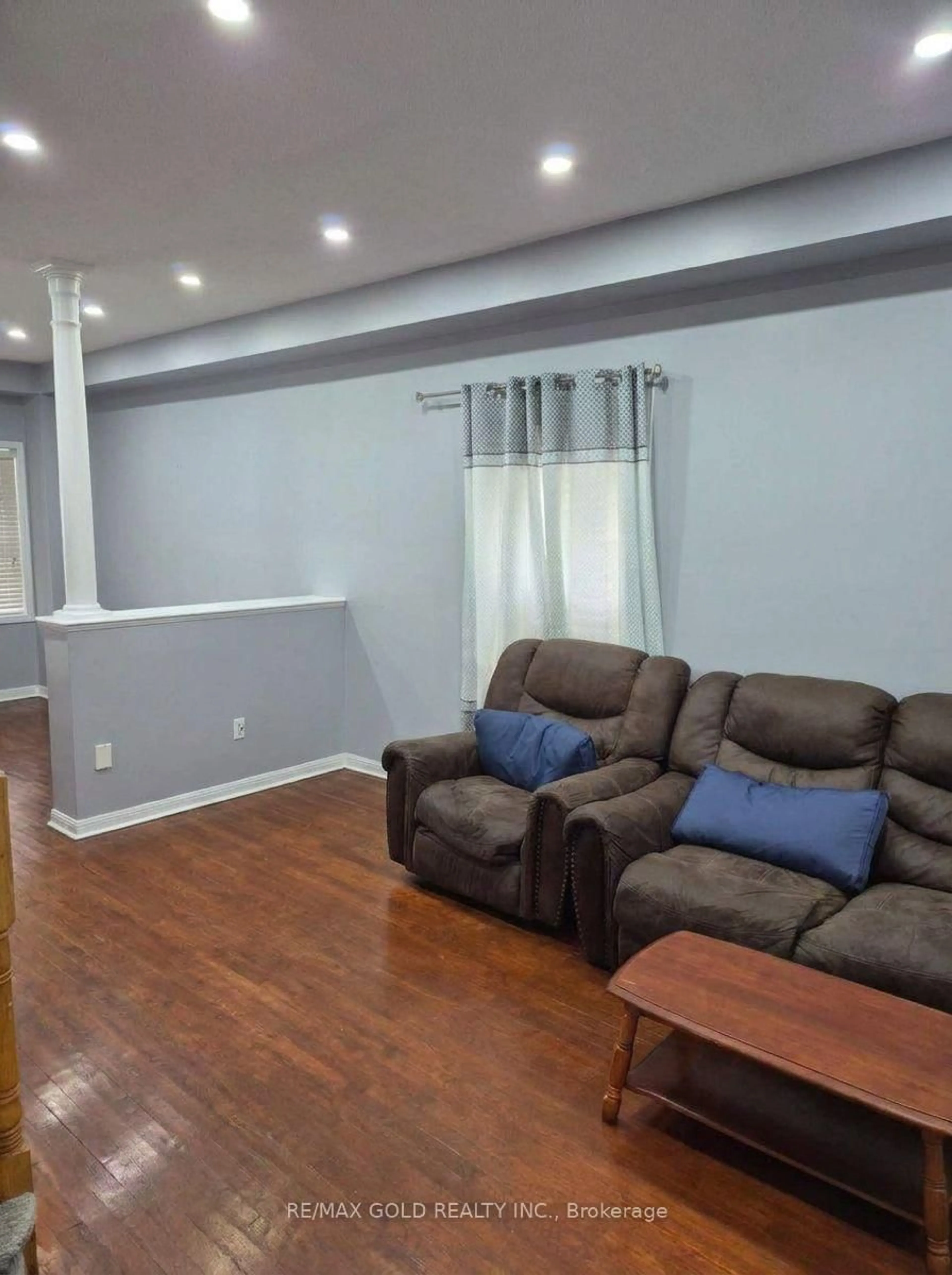 Living room with furniture, unknown for 22 Blue Whale Blvd, Brampton Ontario L6R 2M2