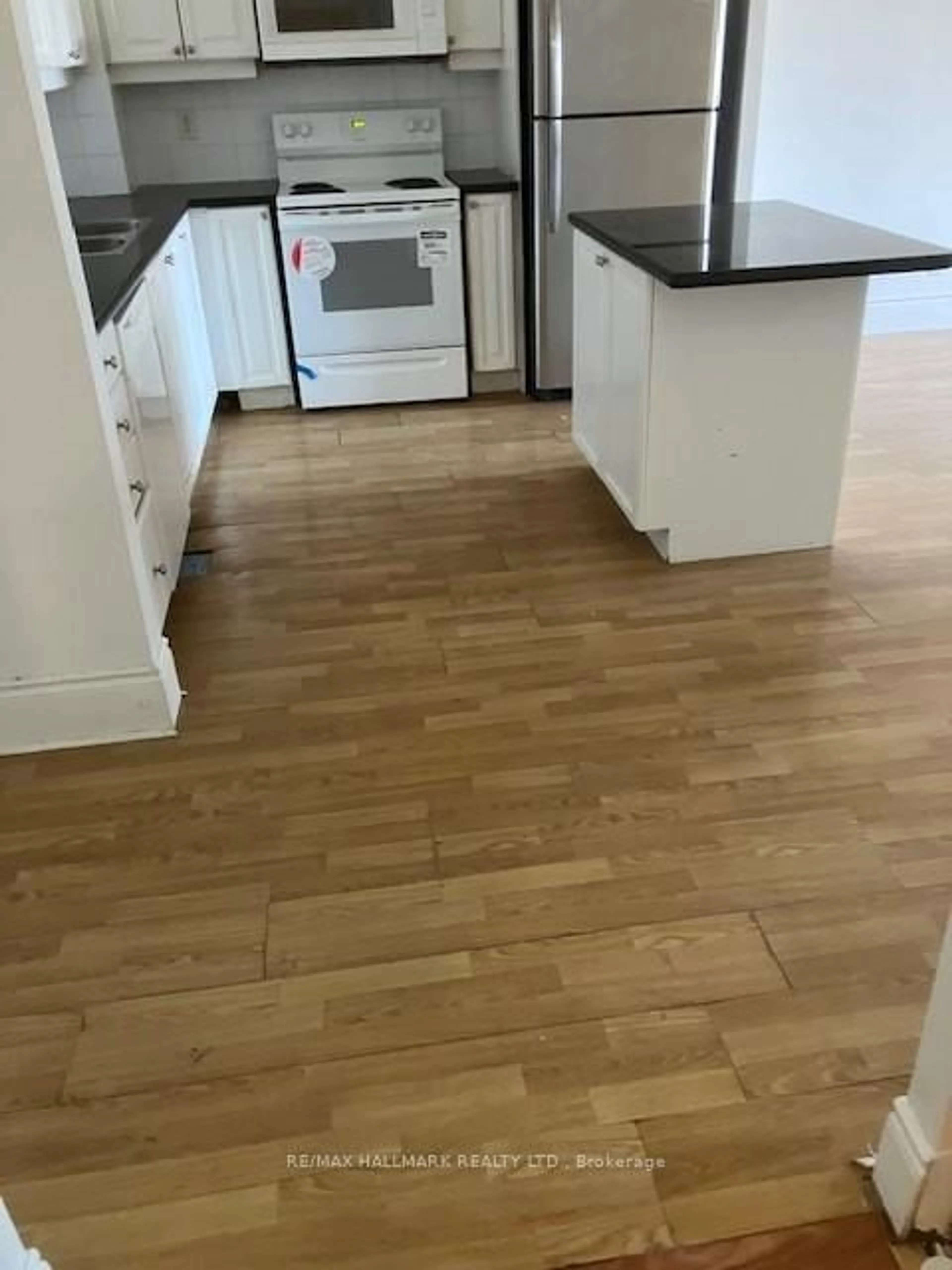Unknown for 3880 DUKE OF YORK BLVD Blvd #3002, Mississauga Ontario L5B 4M7