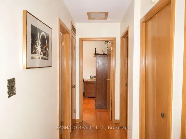 47 Katherine Rd, Toronto 4