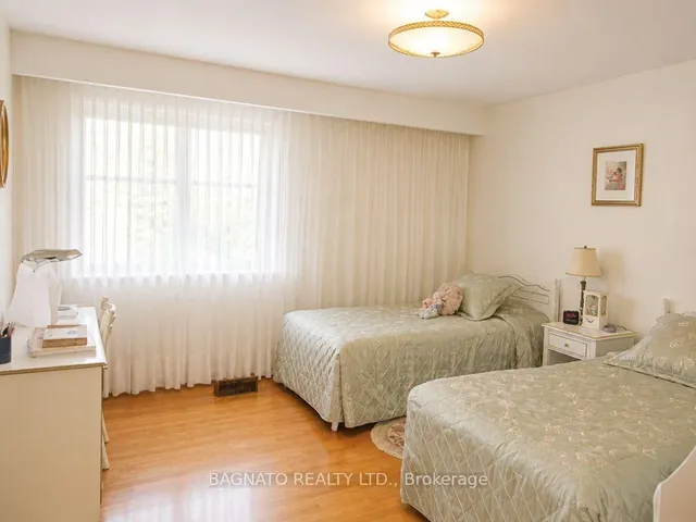 47 Katherine Rd, Toronto 5