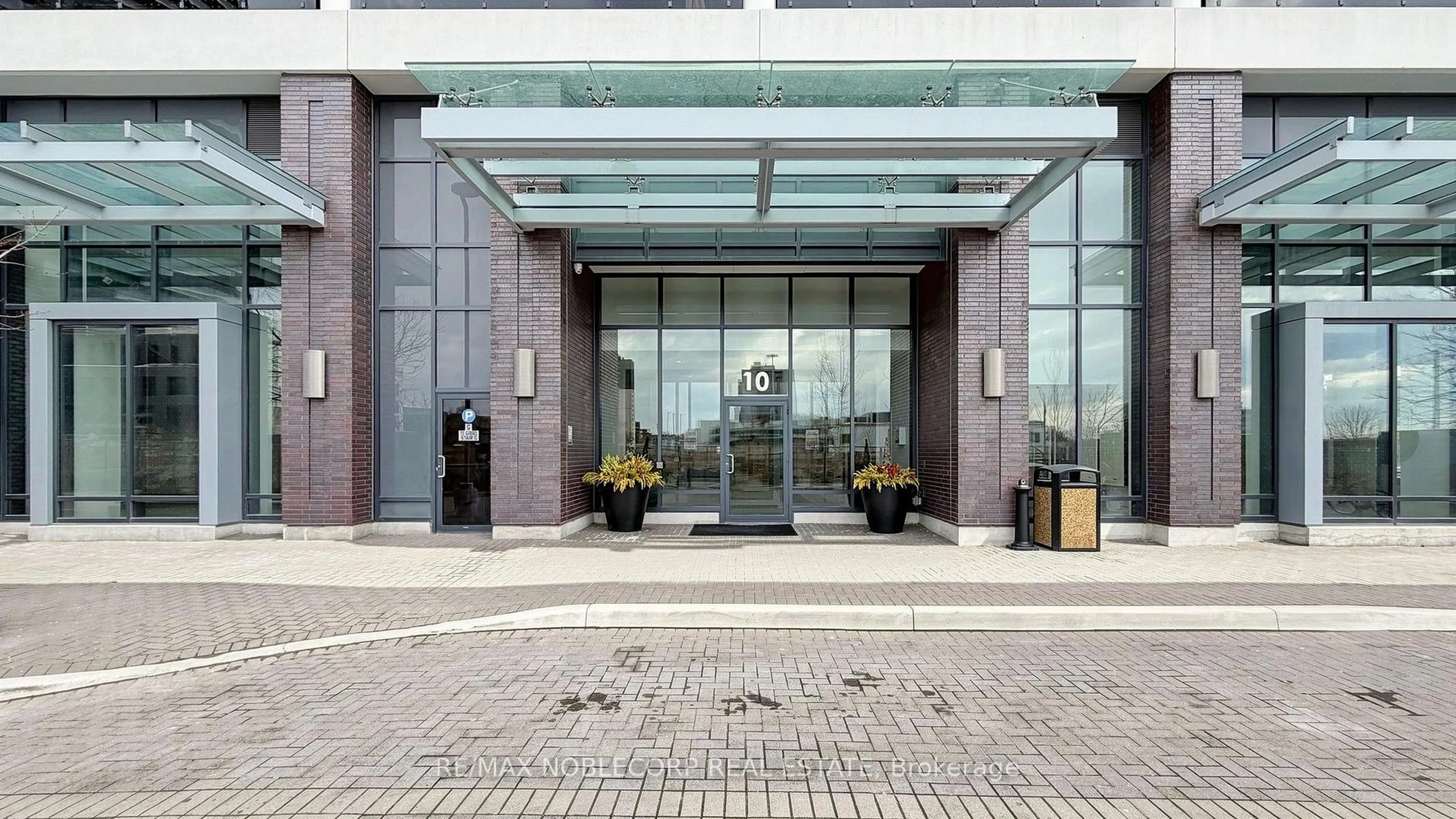 Lobby for 10 Gibbs Rd #1005, Toronto Ontario M9B 0E2