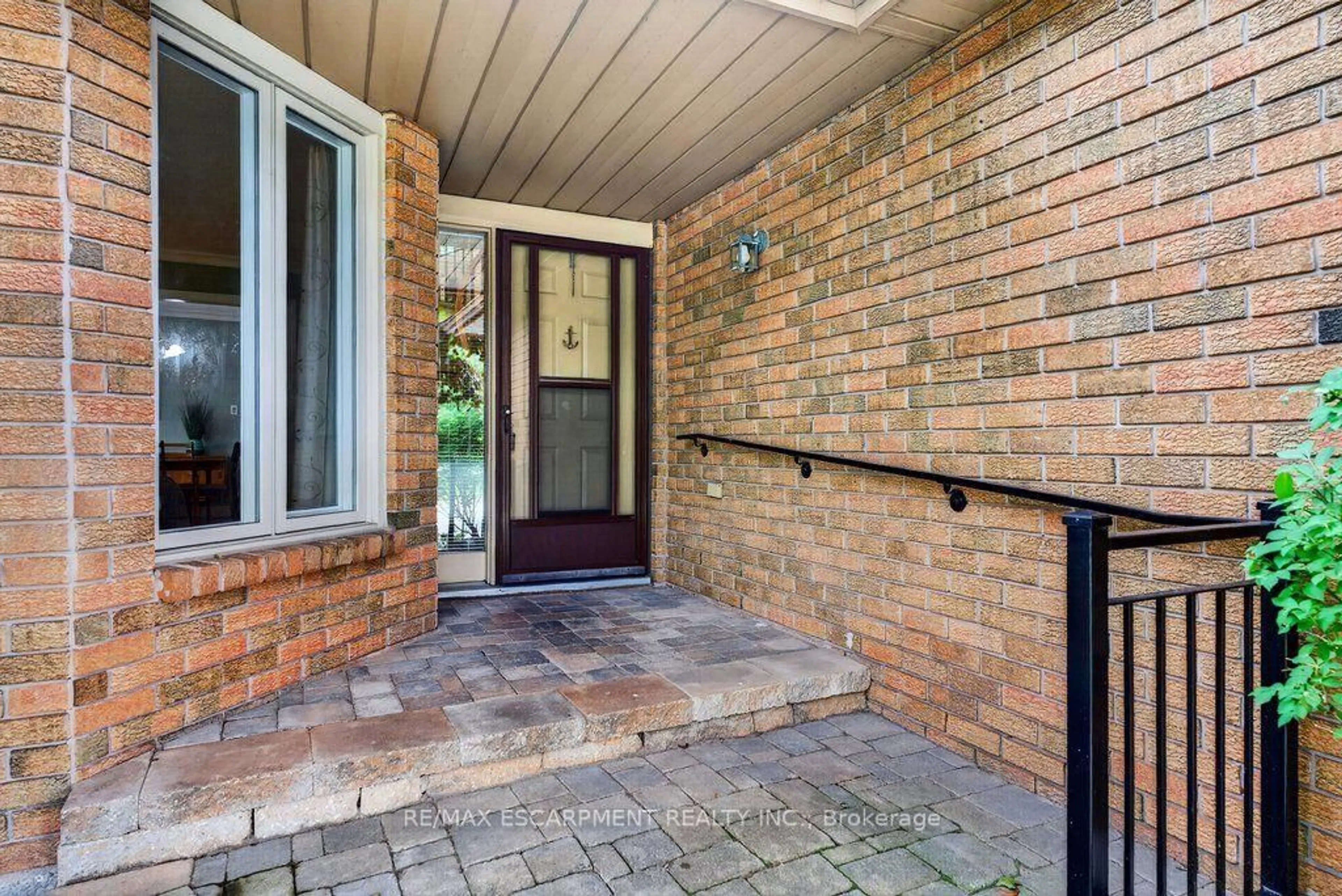 Unknown for 1152 Lockhart Rd, Burlington Ontario L7S 1G9