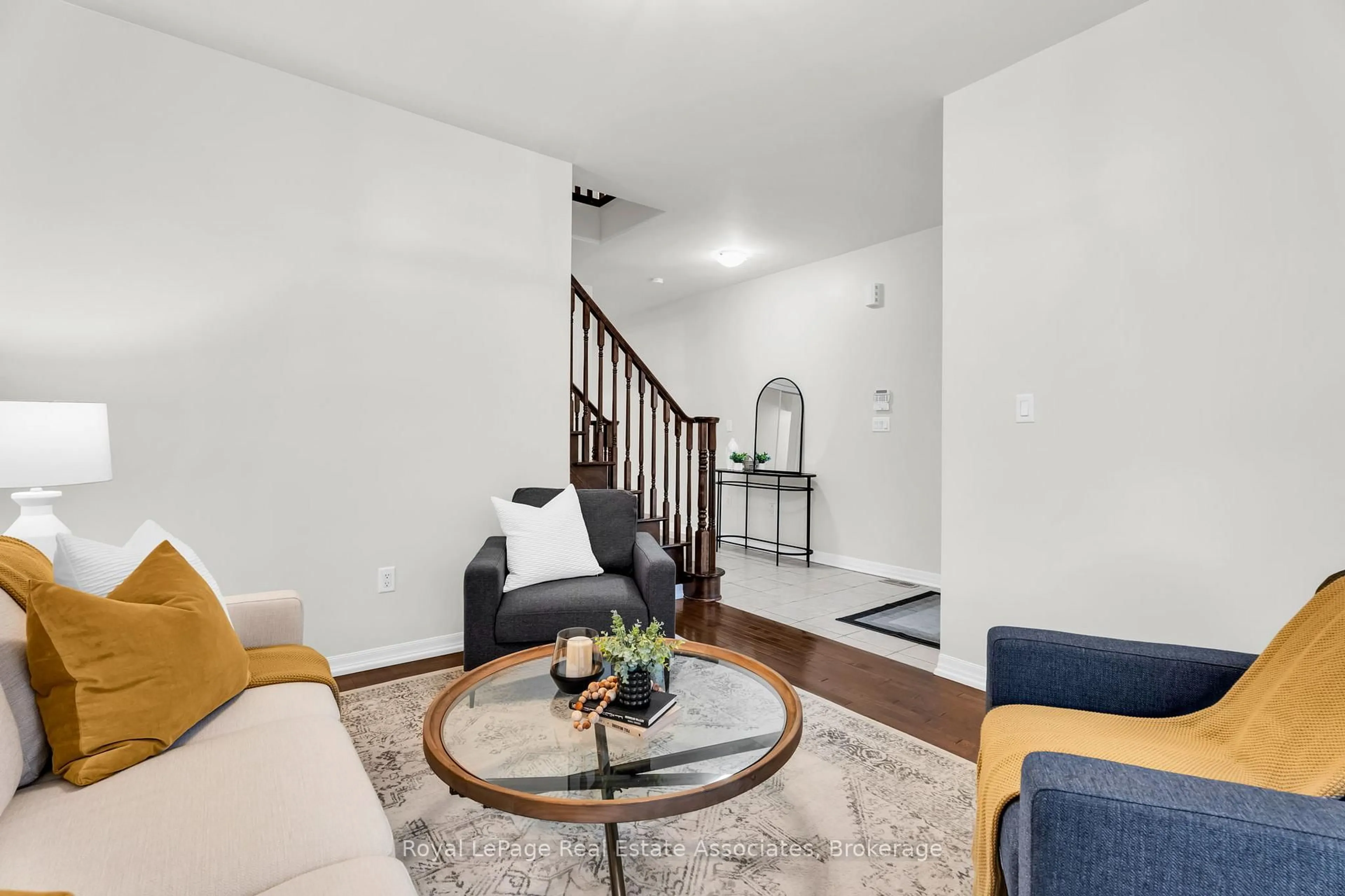 Living room with furniture, unknown for 879 Etherington Way, Milton Ontario L9T 0Z3