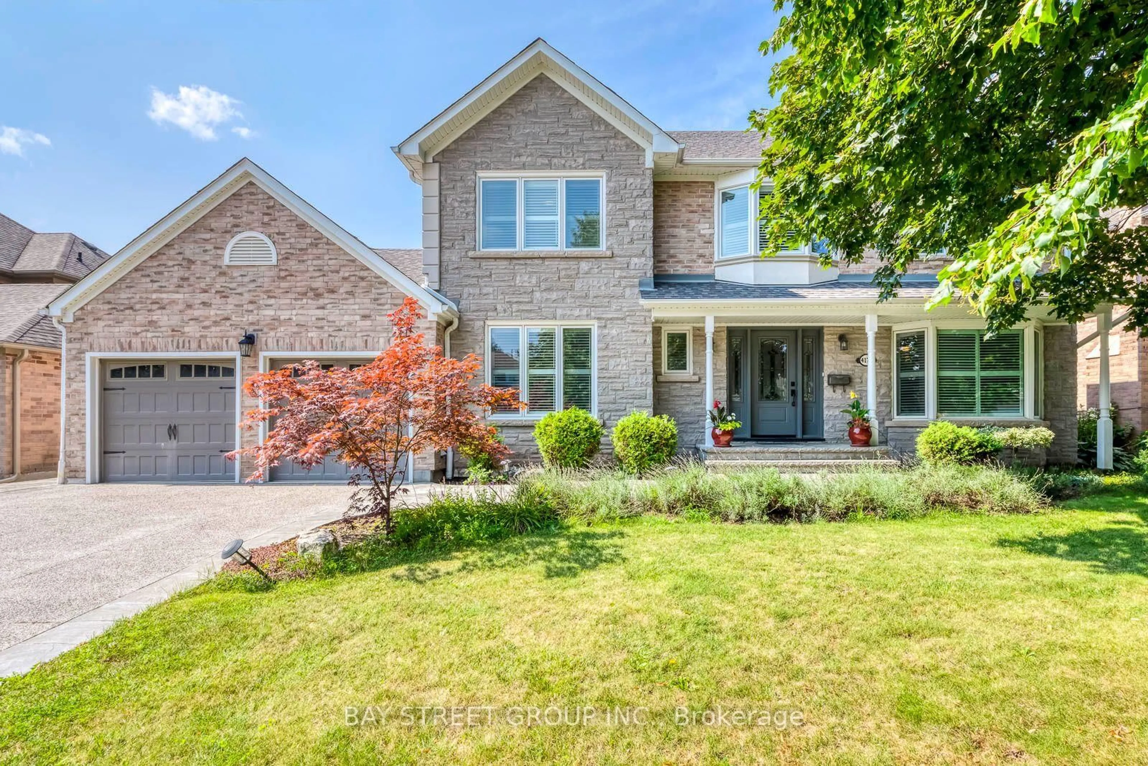 Home with brick exterior material, street for 4177 Millcroft Park Dr, Burlington Ontario L7M 3V2
