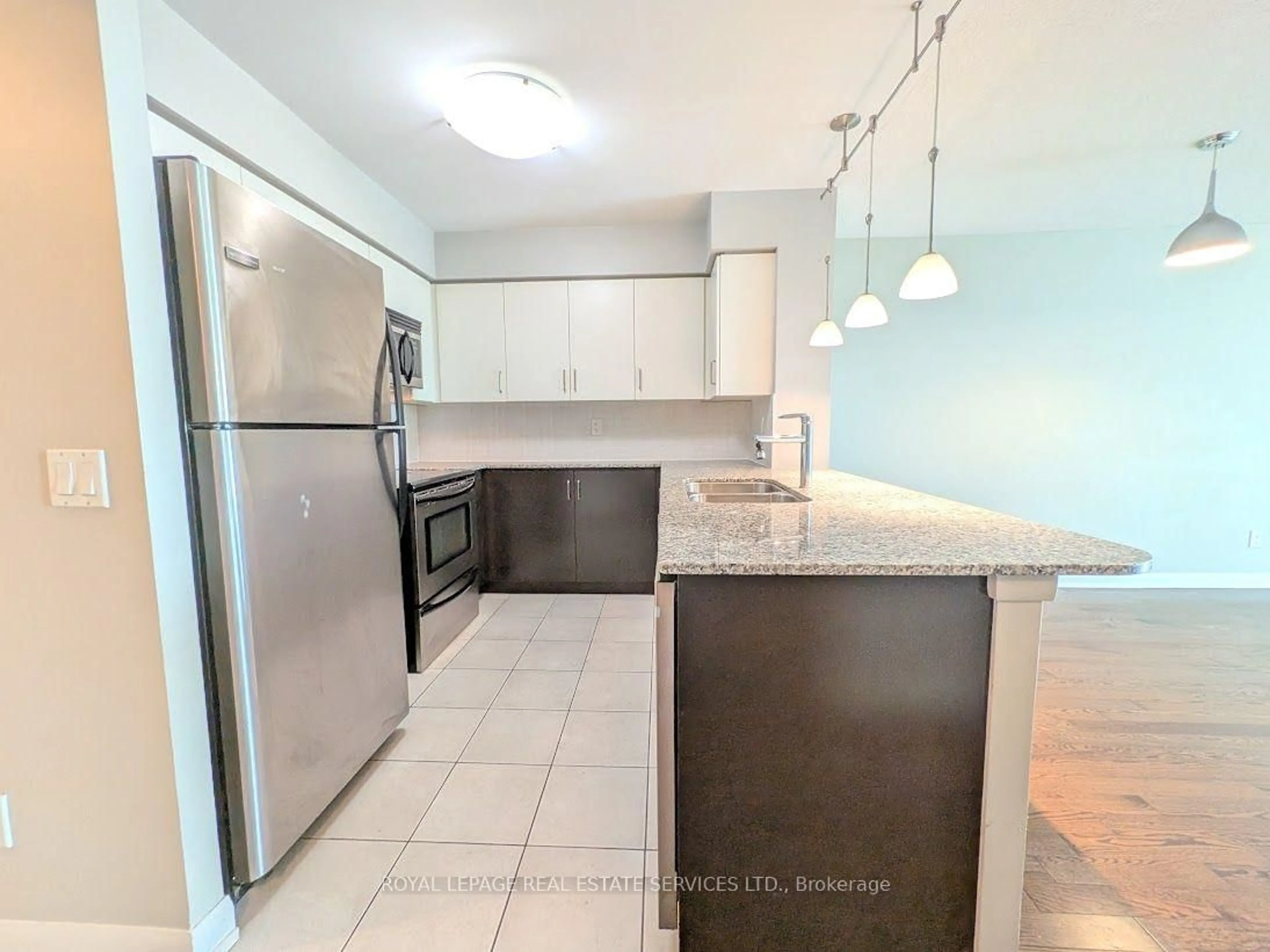 Standard kitchen, ceramic/tile floor for 235 Sherway Gardens Rd #501, Toronto Ontario M9C 0A2