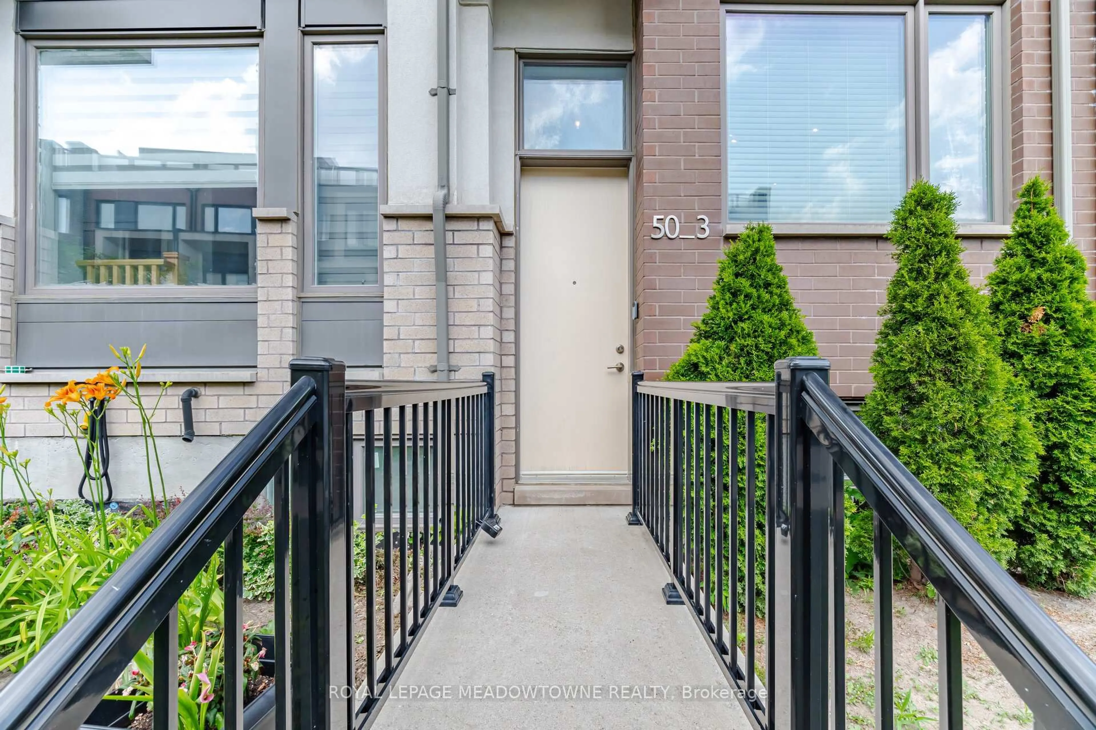 Patio, street for 50 Thomas Mulholland Dr #3, Toronto Ontario M3K 0B5