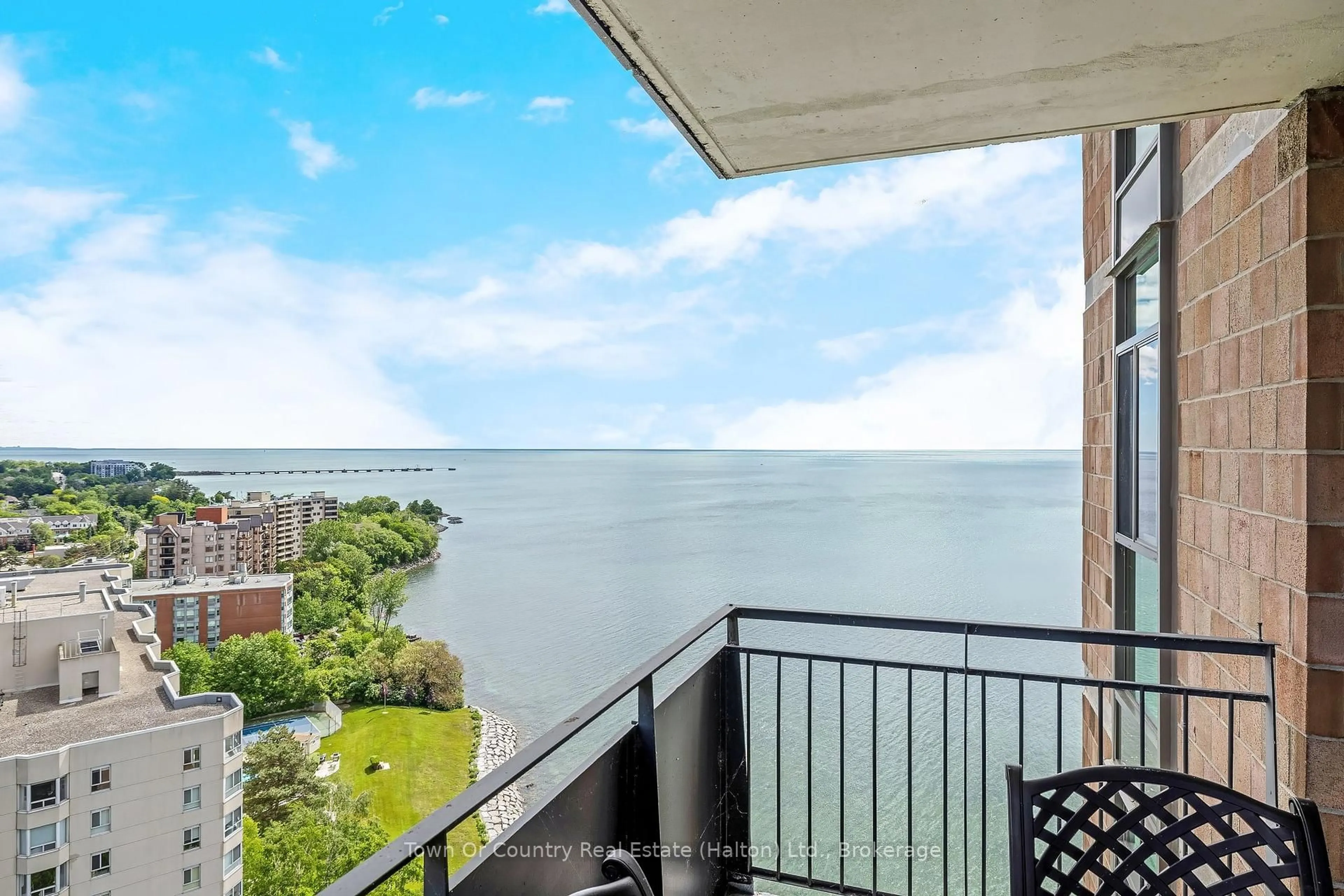 Balcony in the apartment, water/lake/river/ocean view for 5250 Lakeshore Rd #1906, Burlington Ontario L7L 5L2