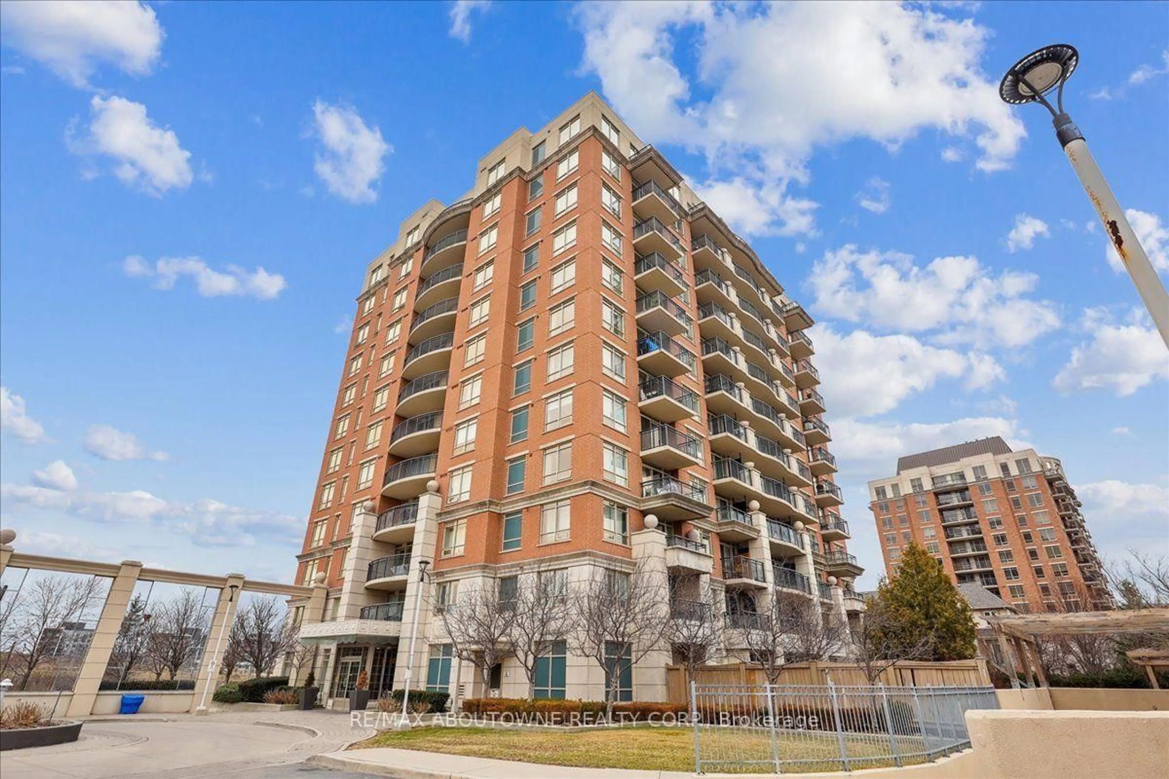 Unknown for 2365 Central Park Dr #610, Oakville Ontario L6H 0C7