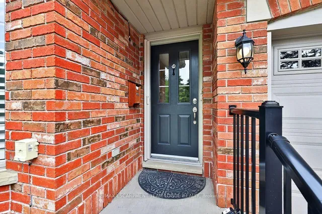 767 Maple Ave #8, Burlington 3