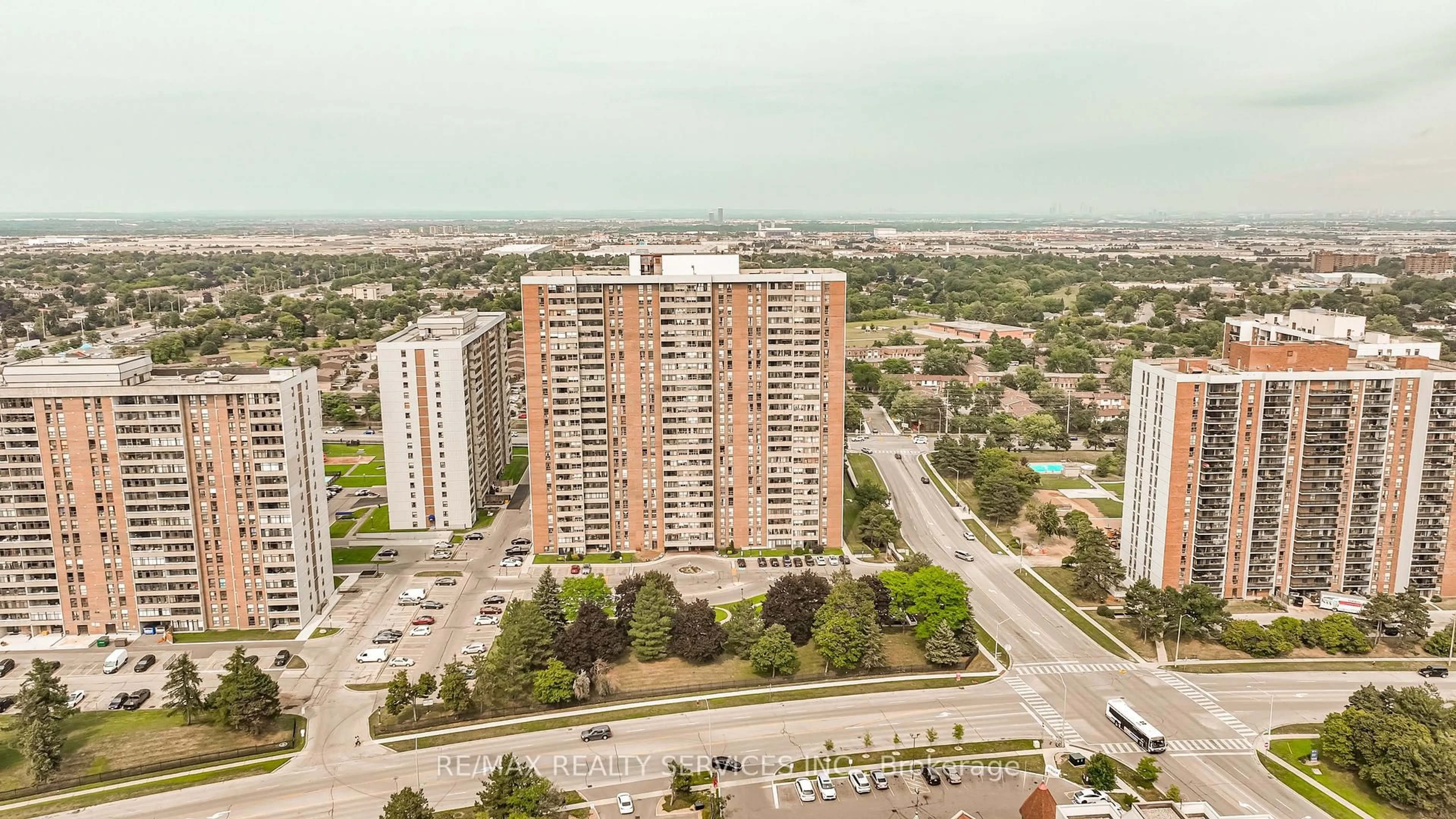 A pic from outside/outdoor area/front of a property/back of a property/a pic from drone, city buildings view from balcony for 18 Knightsbridge Rd #2102, Brampton Ontario L6T 3X5