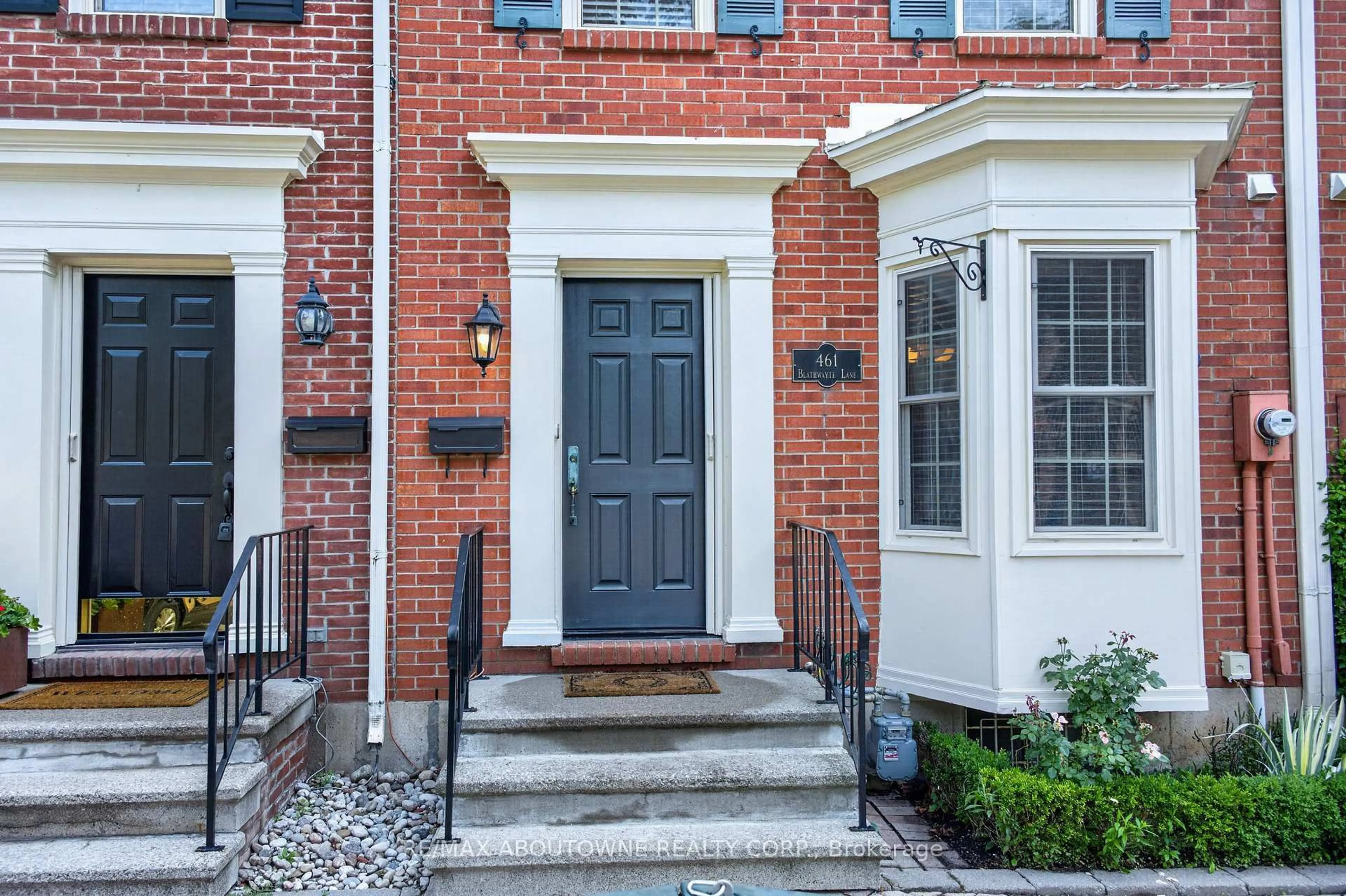 Home with brick exterior material, street for 461 Blathwayte Lane, Burlington Ontario L7S 1Y4