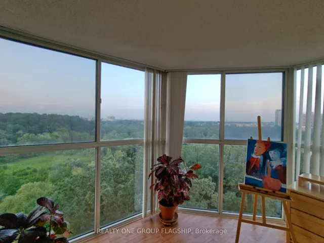 600 Rexdale Blvd #802, Toronto 3