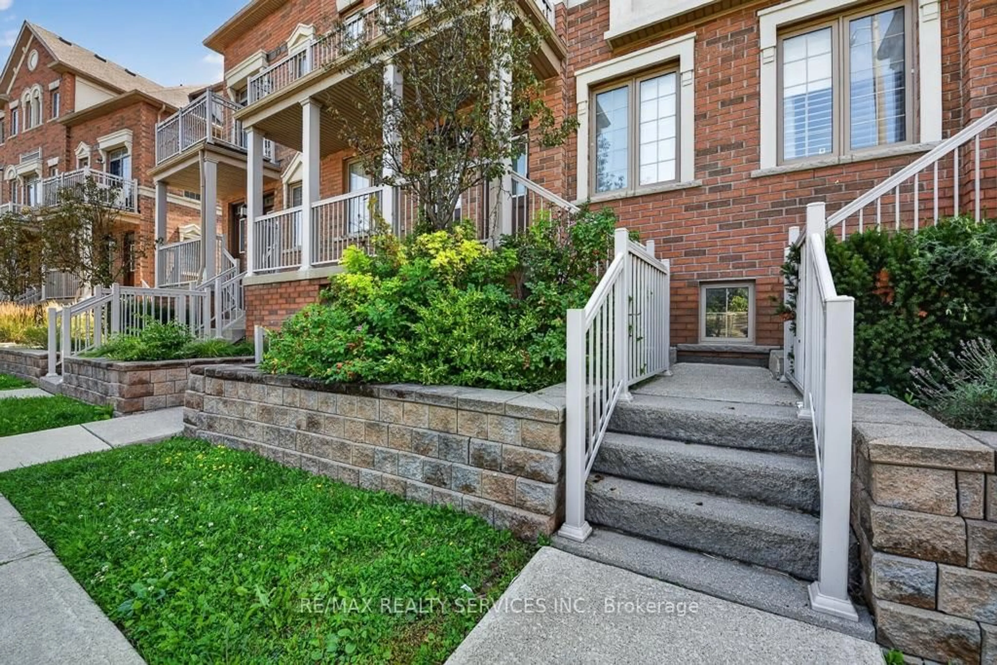 Unknown for 180 Howden Blvd #15, Brampton Ontario L6S 0E6