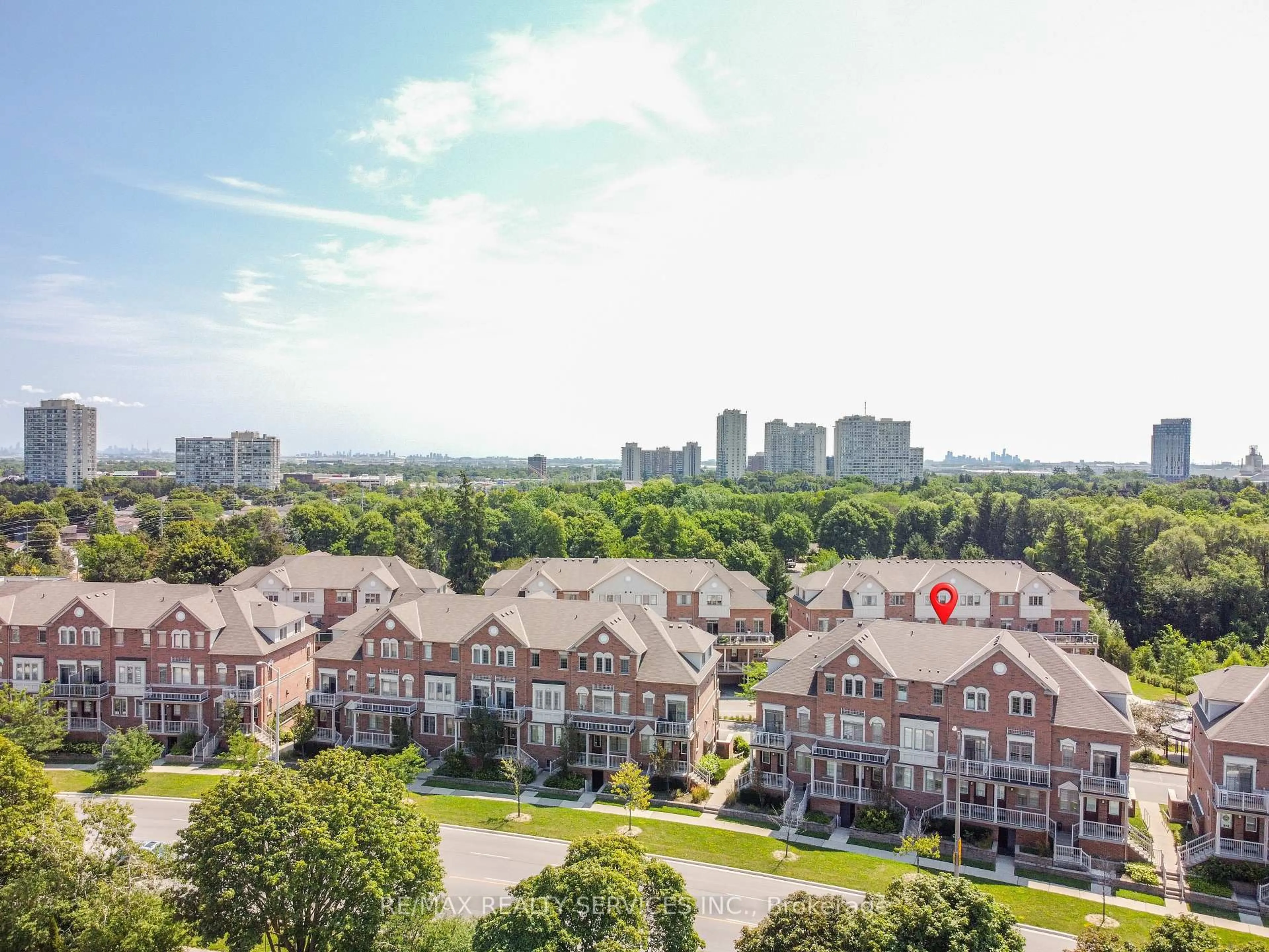 A pic from outside/outdoor area/front of a property/back of a property/a pic from drone, city buildings view from balcony for 180 Howden Blvd #15, Brampton Ontario L6S 0E6