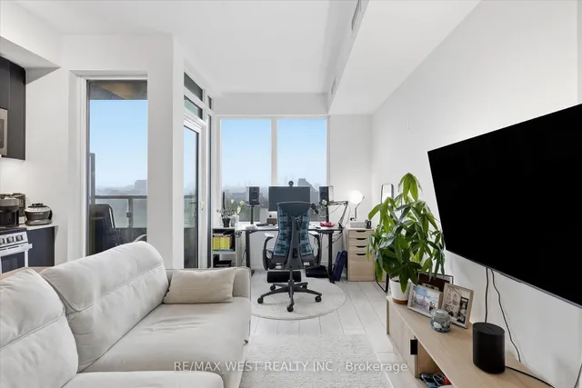 270 Dufferin St #819, Toronto 5