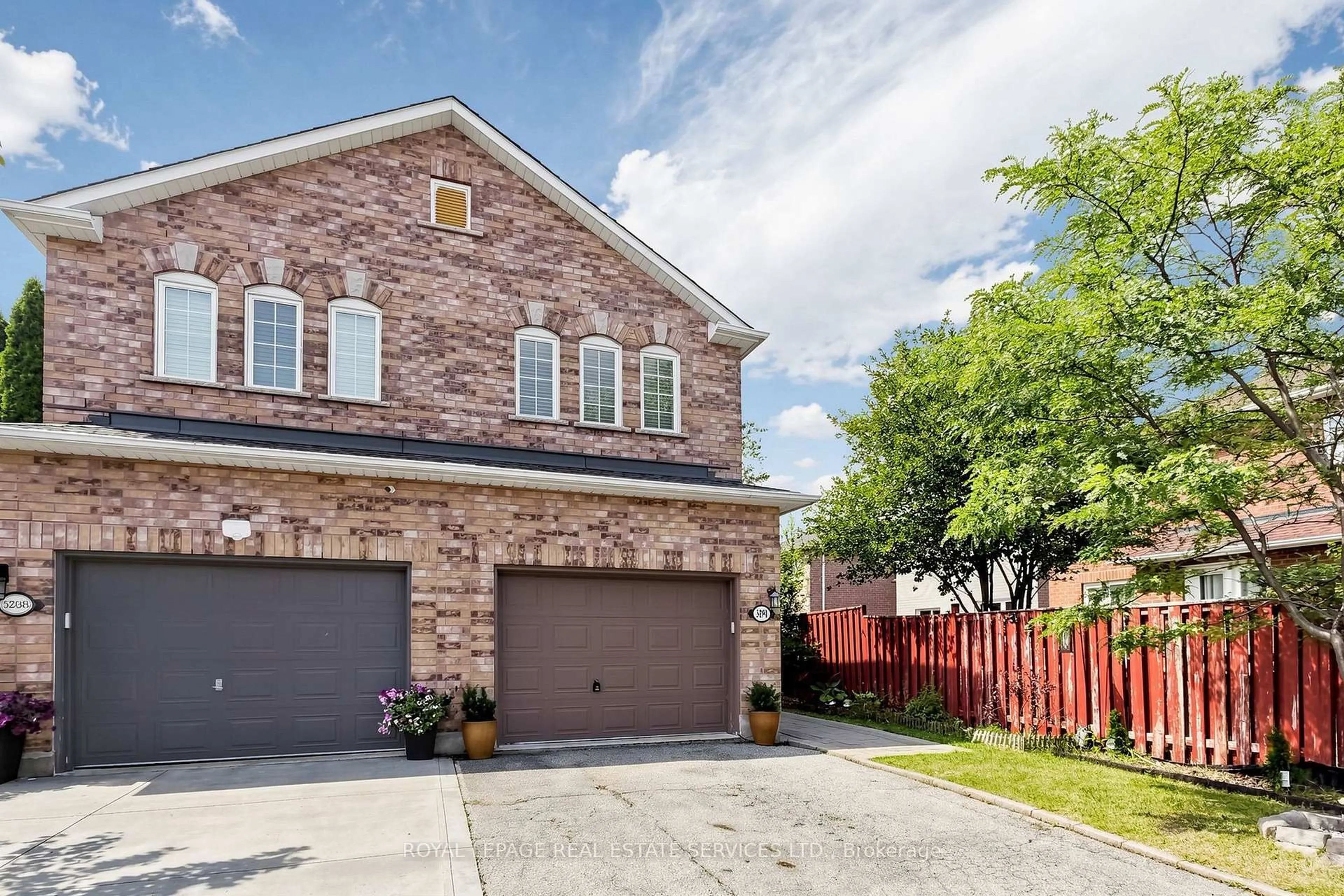 Home with brick exterior material, street for 5290 Brookwood Crt, Mississauga Ontario L5V 2K6