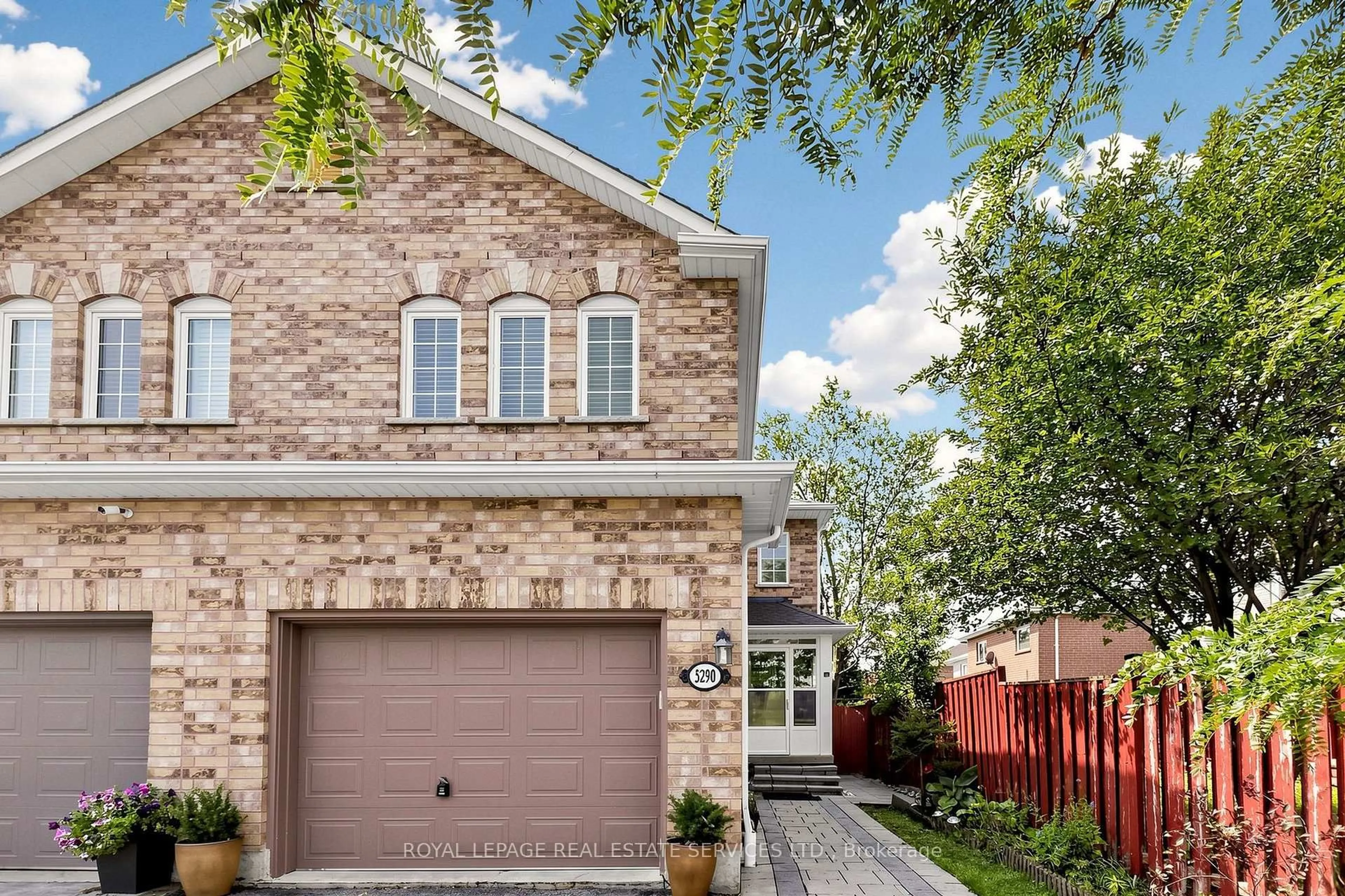 Home with brick exterior material, street for 5290 Brookwood Crt, Mississauga Ontario L5V 2K6