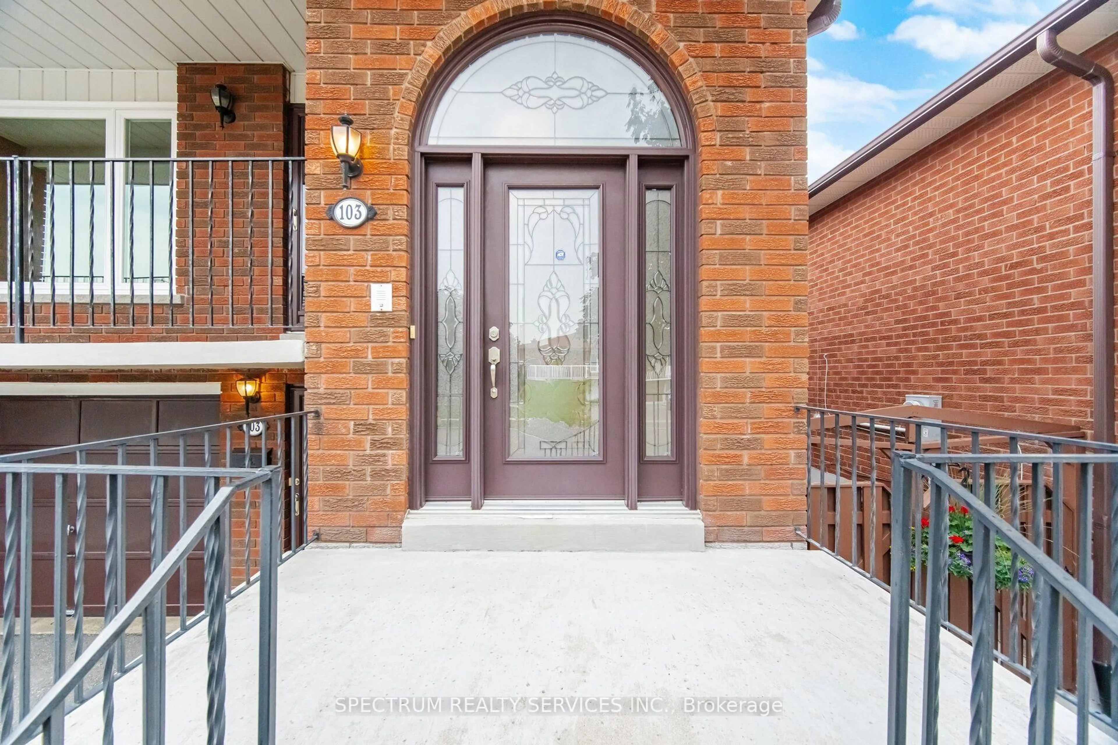 Unknown for 103 John Lindsay Crt, Toronto Ontario M3L 2L1