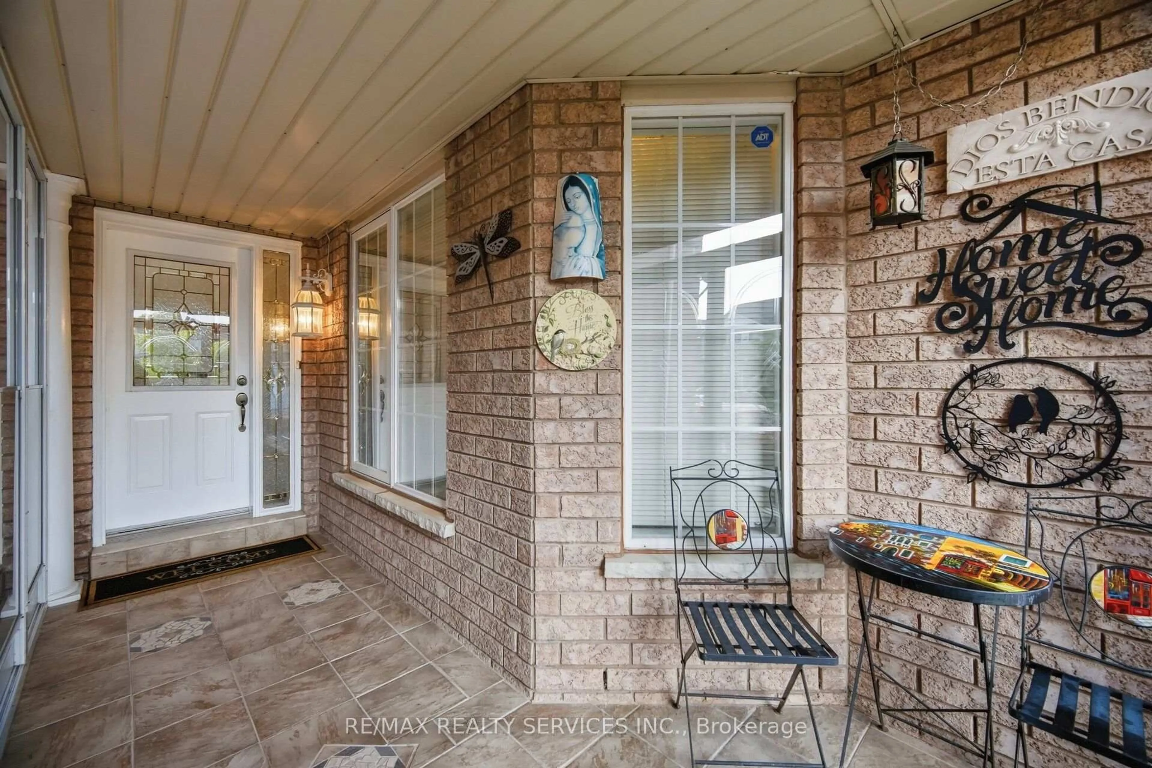 Patio, street for 39 LEGEND Lane, Brampton Ontario L6X 5B6