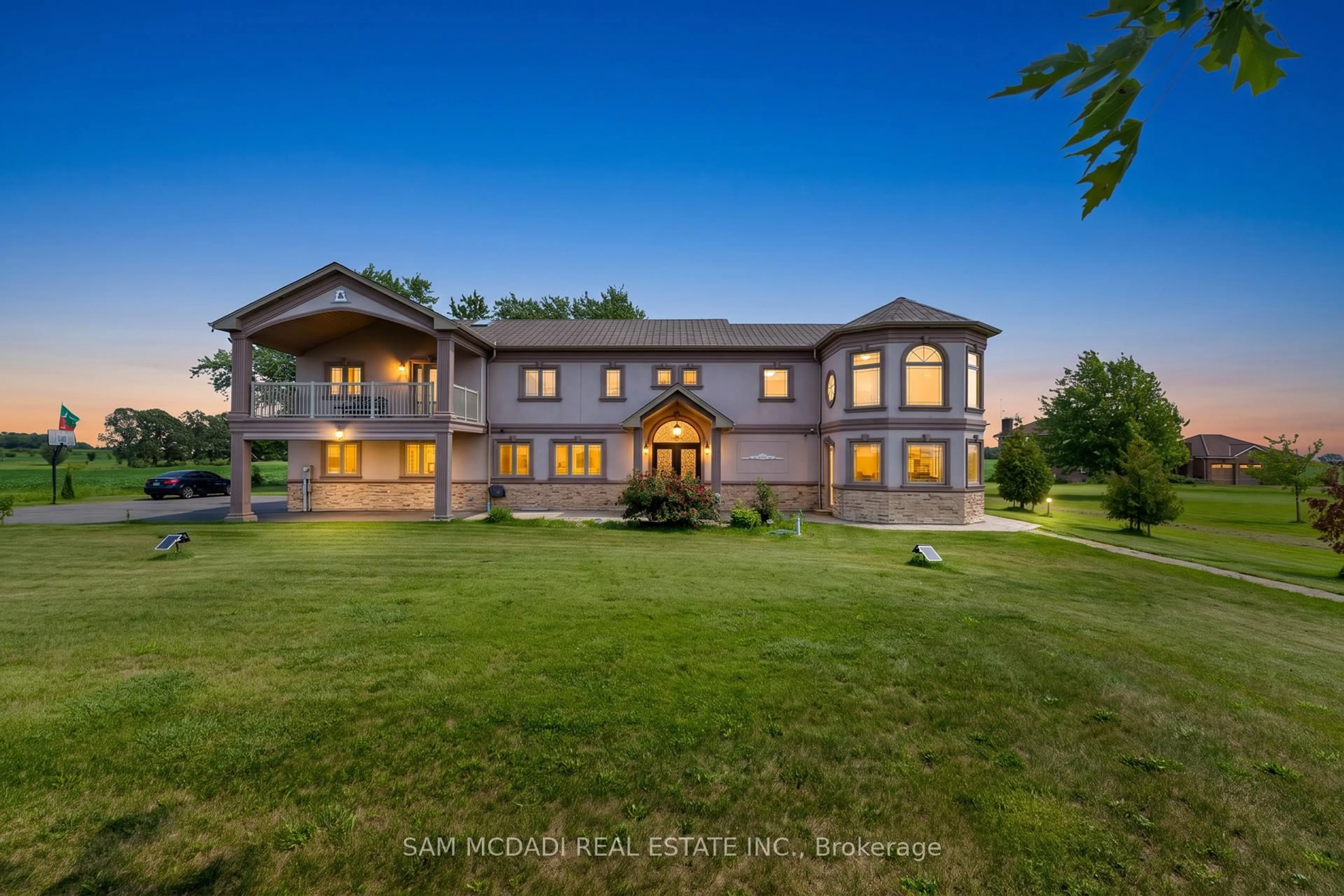 A pic from outside/outdoor area/front of a property/back of a property/a pic from drone, unknown for 3136 Lower Base Line, Milton Ontario L9E 0K6
