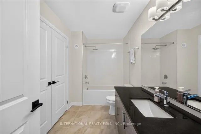 3487 Post Rd, Oakville 3