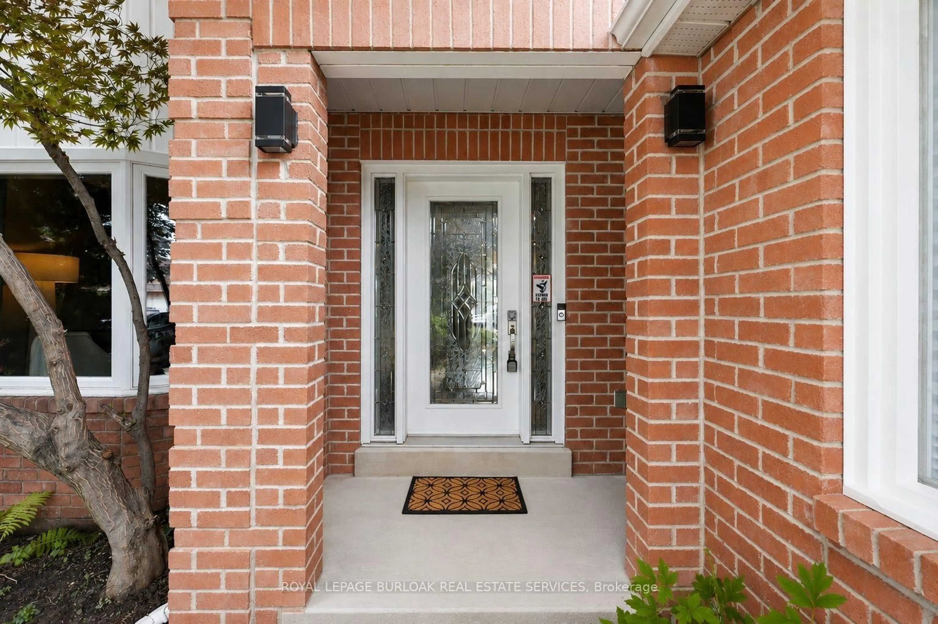 Unknown for 419 Parklane Rd, Oakville Ontario L6H 4J6