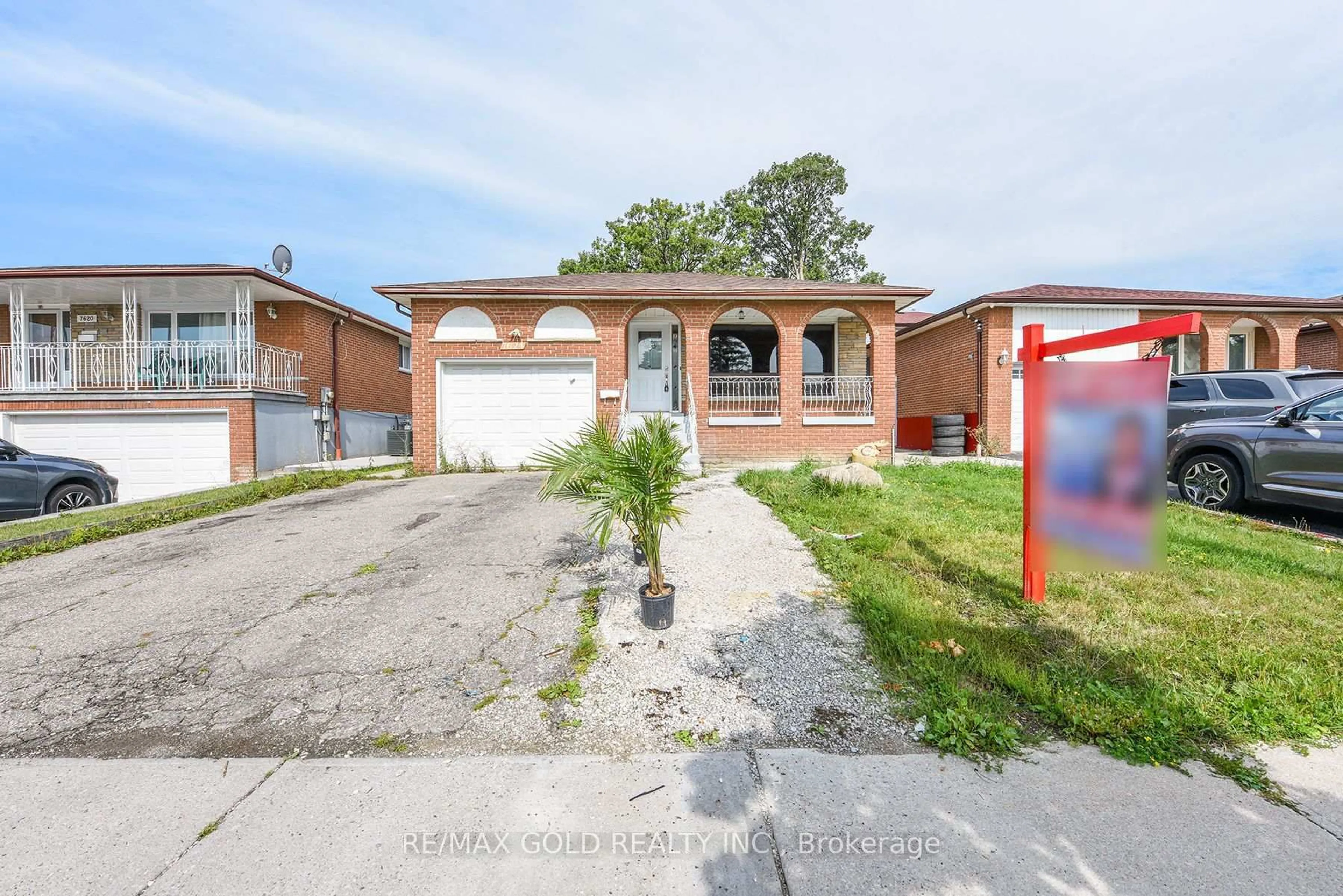 Unknown for 7624 Middleshire Dr, Mississauga Ontario L4T 3S2
