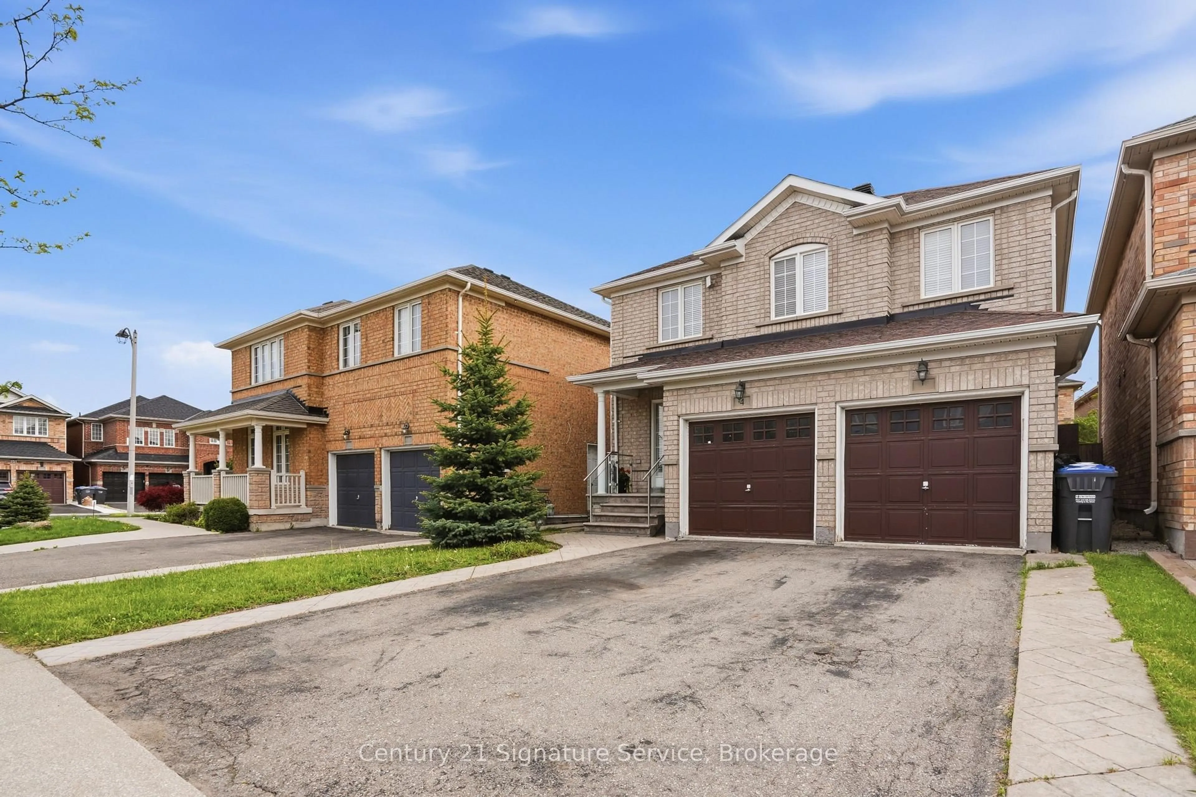 Home with brick exterior material, street for 4 Cloverlawn St, Brampton Ontario L7A 3X6
